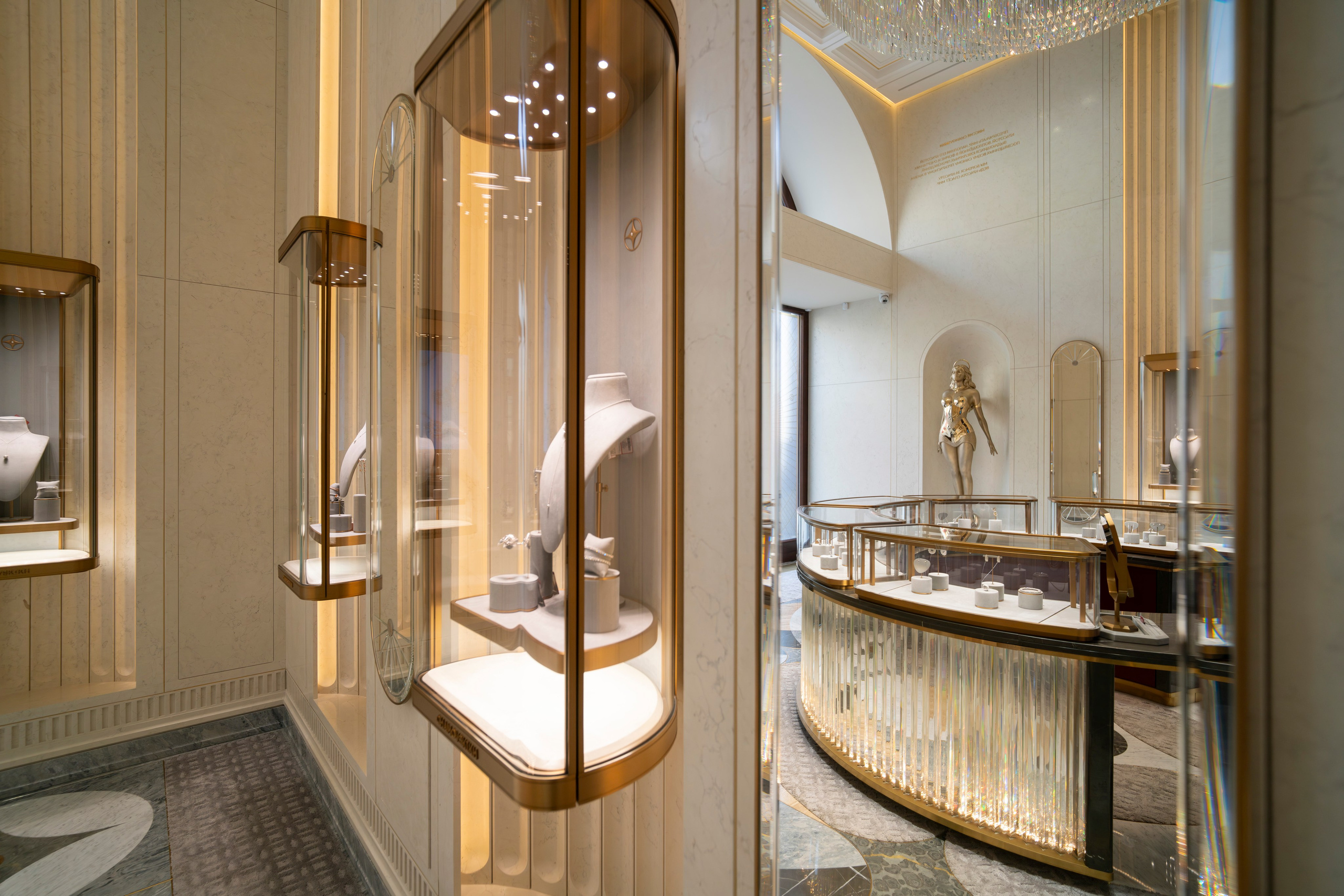 КАМ. Ювелирный дом CHAMOVSКIKH. Видеограф для бизнеса в Санкт-Петербурге — съёмка производств, выставок, B2B