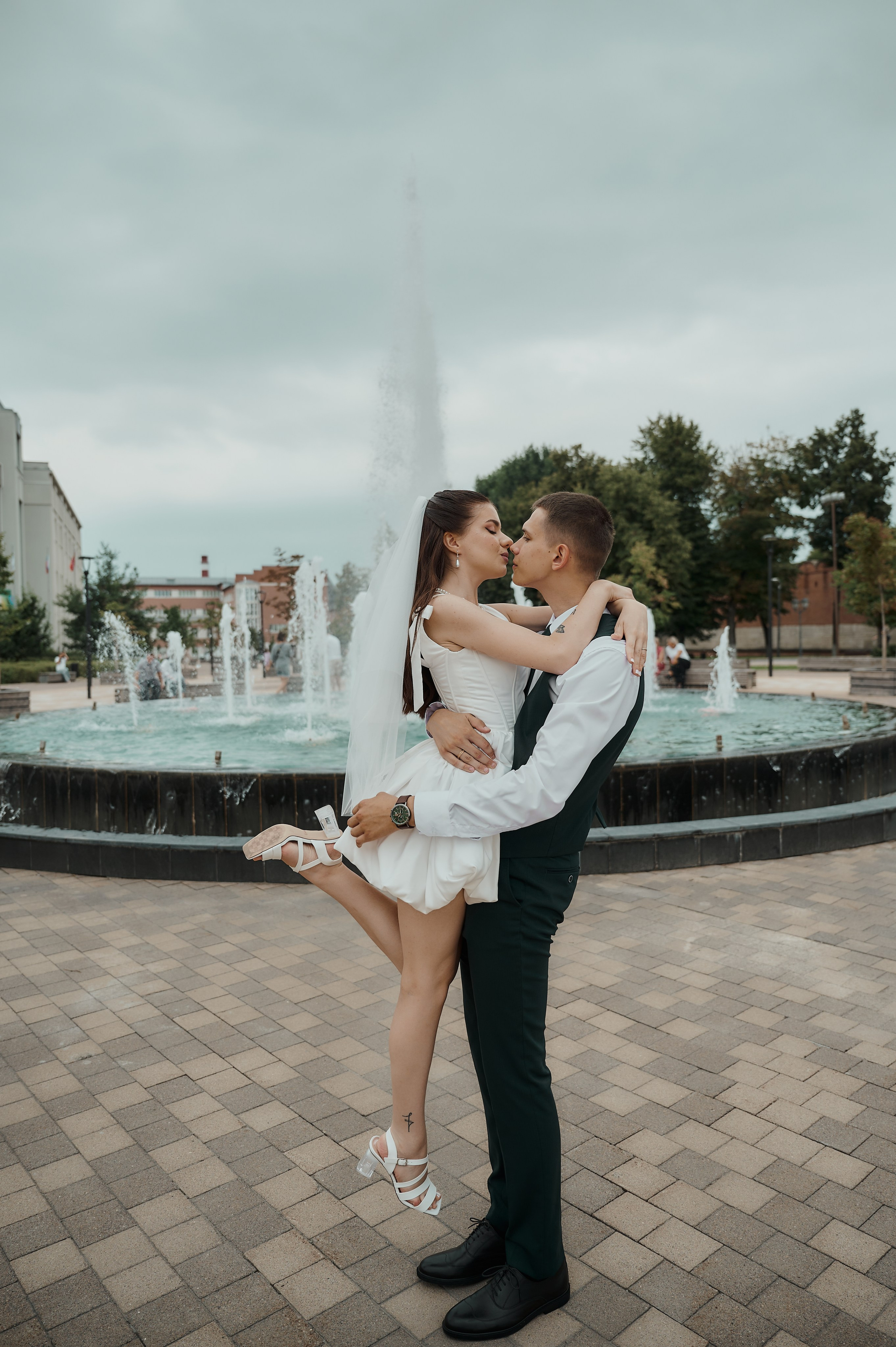 Свадебная прогулка по Туле. Свадебный фотограф в Туле Никита Беляев