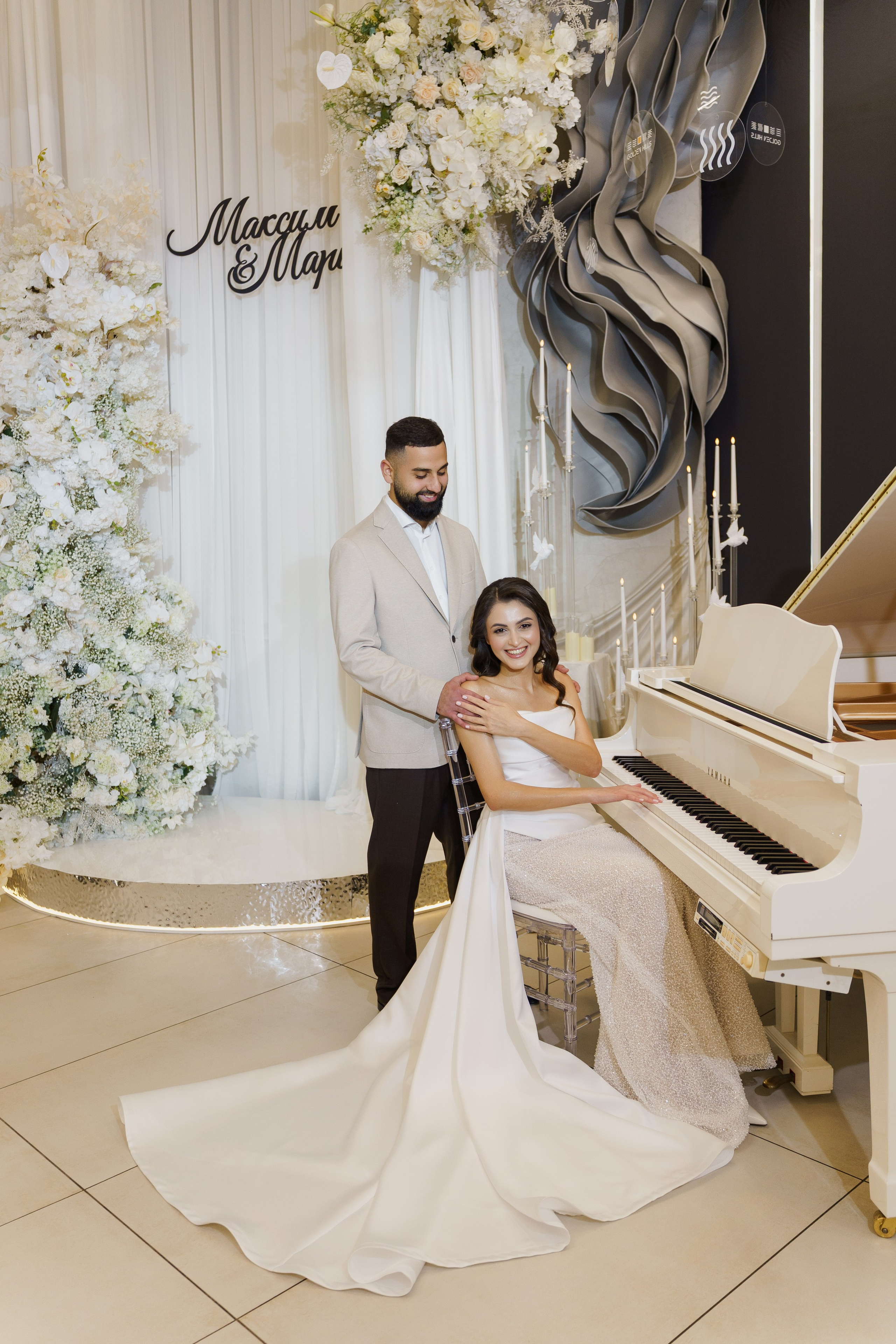 Красивое обручение на берегу чёрного моря в Лермонтово от ТВИНС СТУДИО. ТВИНС СТУДИО — лучшие свадебные фотографы и видеографы в Краснодаре