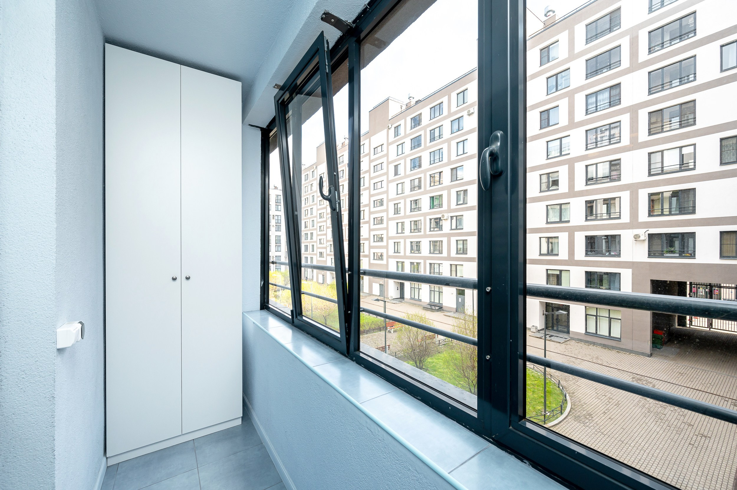 Квартира на продажу в Санкт-Петербурге. Интерьерный фотограф. Фото- видеосъемка недвижимости Санкт-Петербург