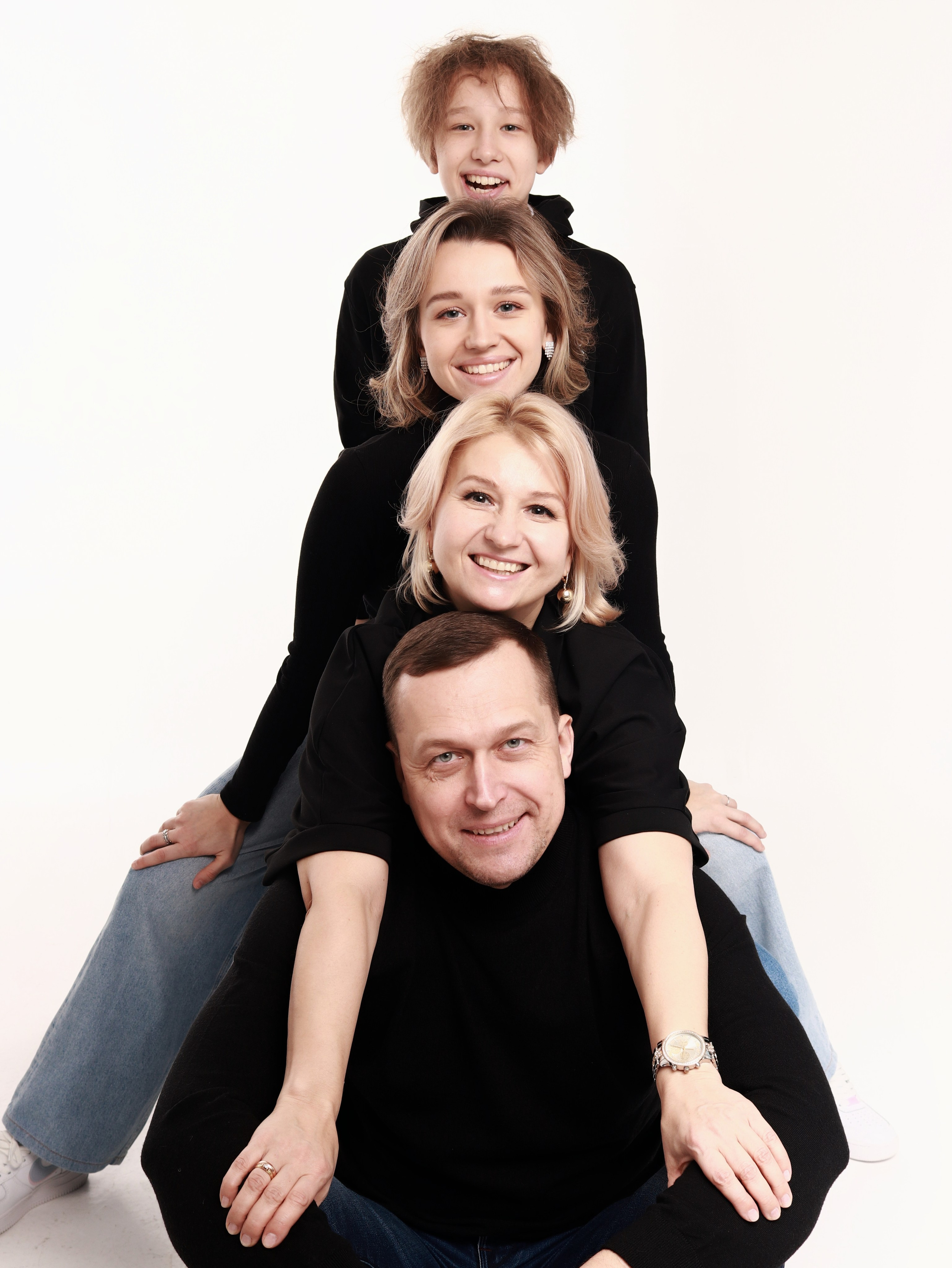 Семейная фотография — живые воспоминания. Фотограф-психолог Валерия Никитина в Москве