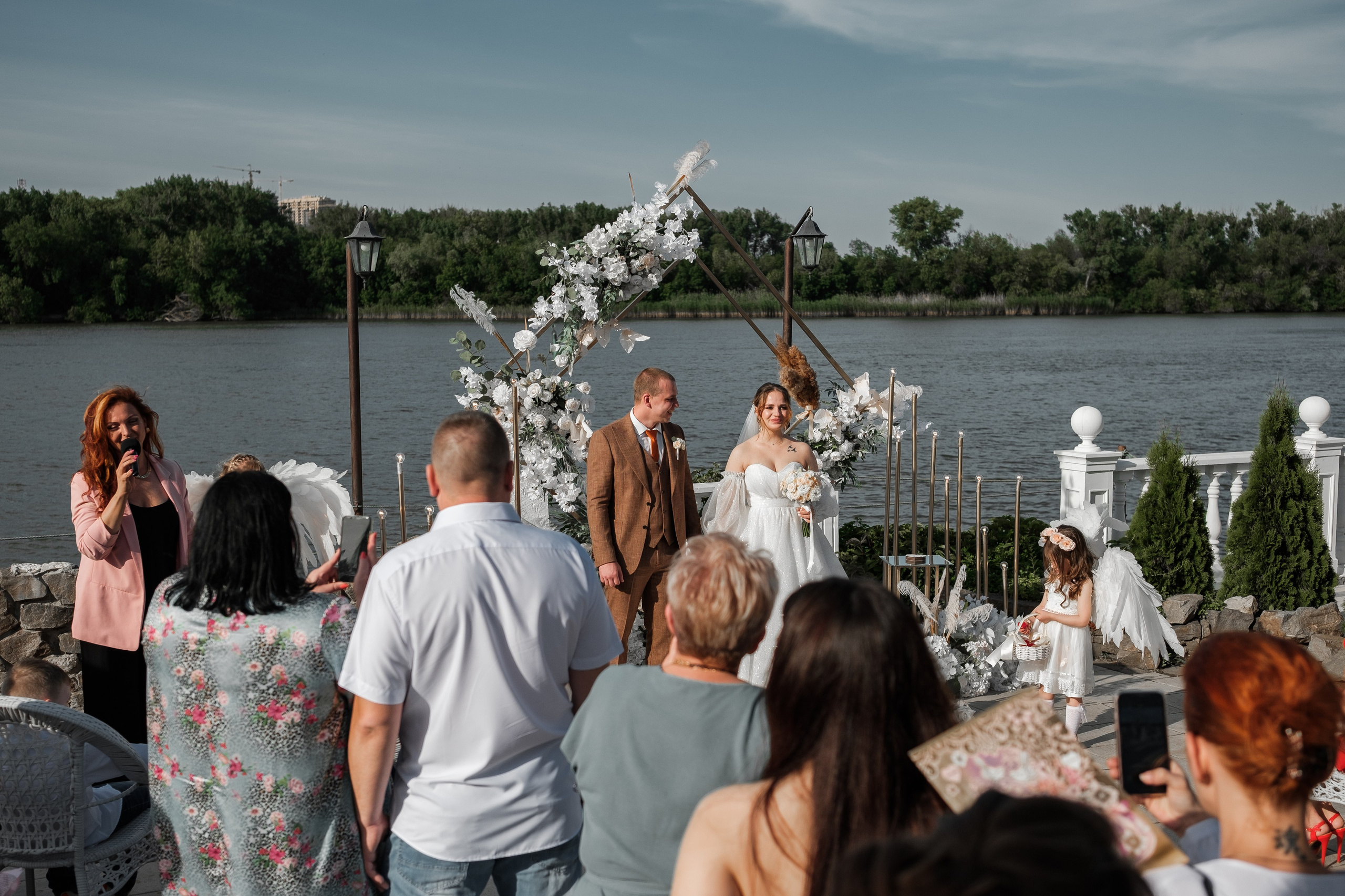 Максим и Дарья. Свадебный фотограф | репортаж | праздники | крещение