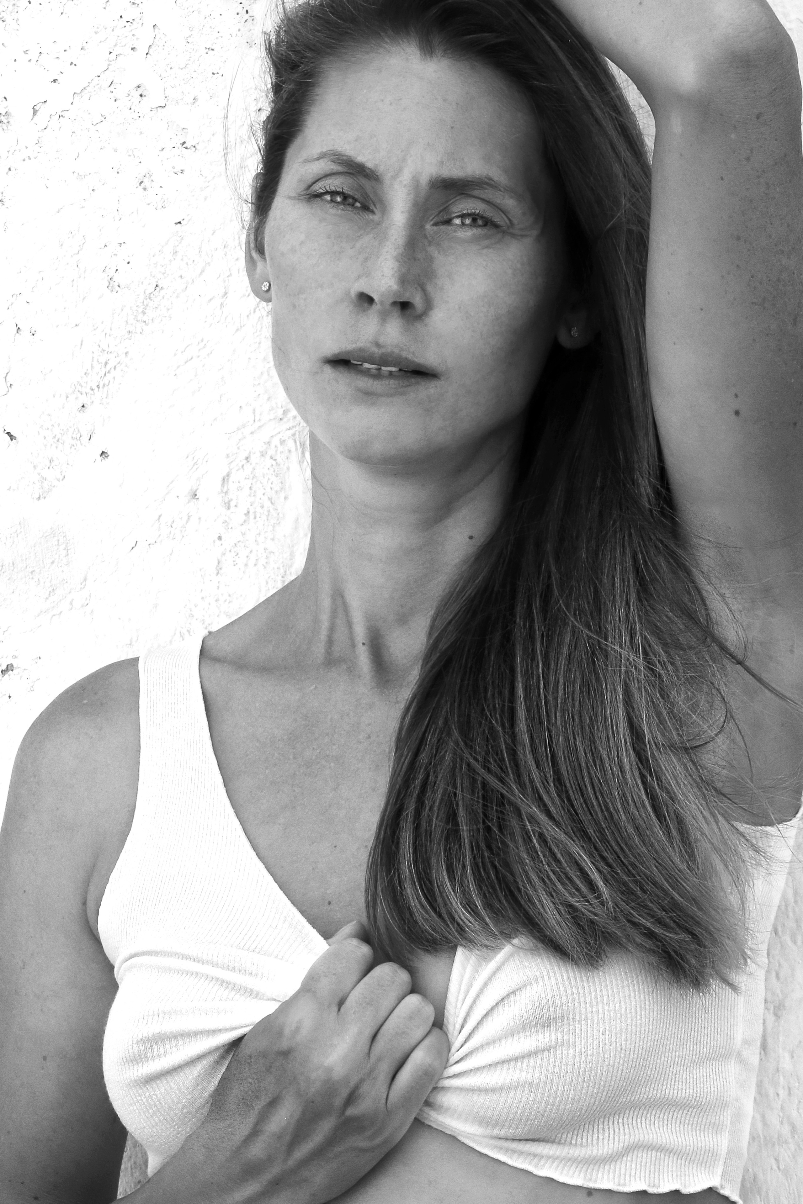 Portraits. Erotic photographer. Sensual portrait and art nude