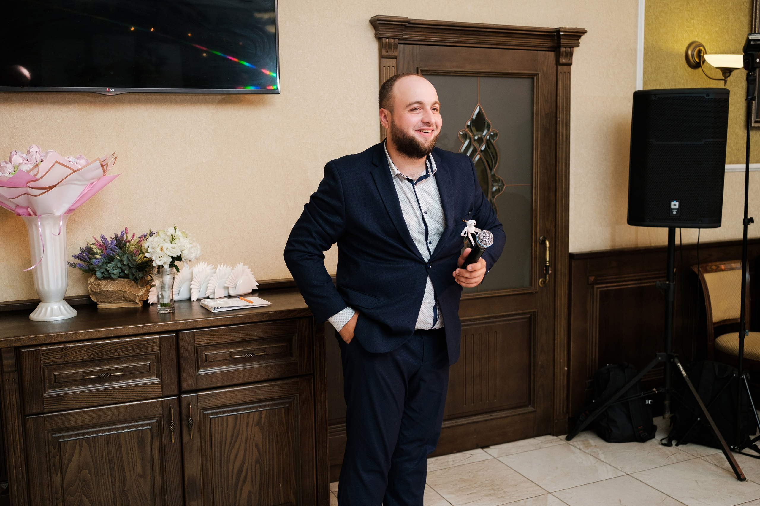 Виктор и Анна. Свадебный фотограф | репортаж | праздники | крещение