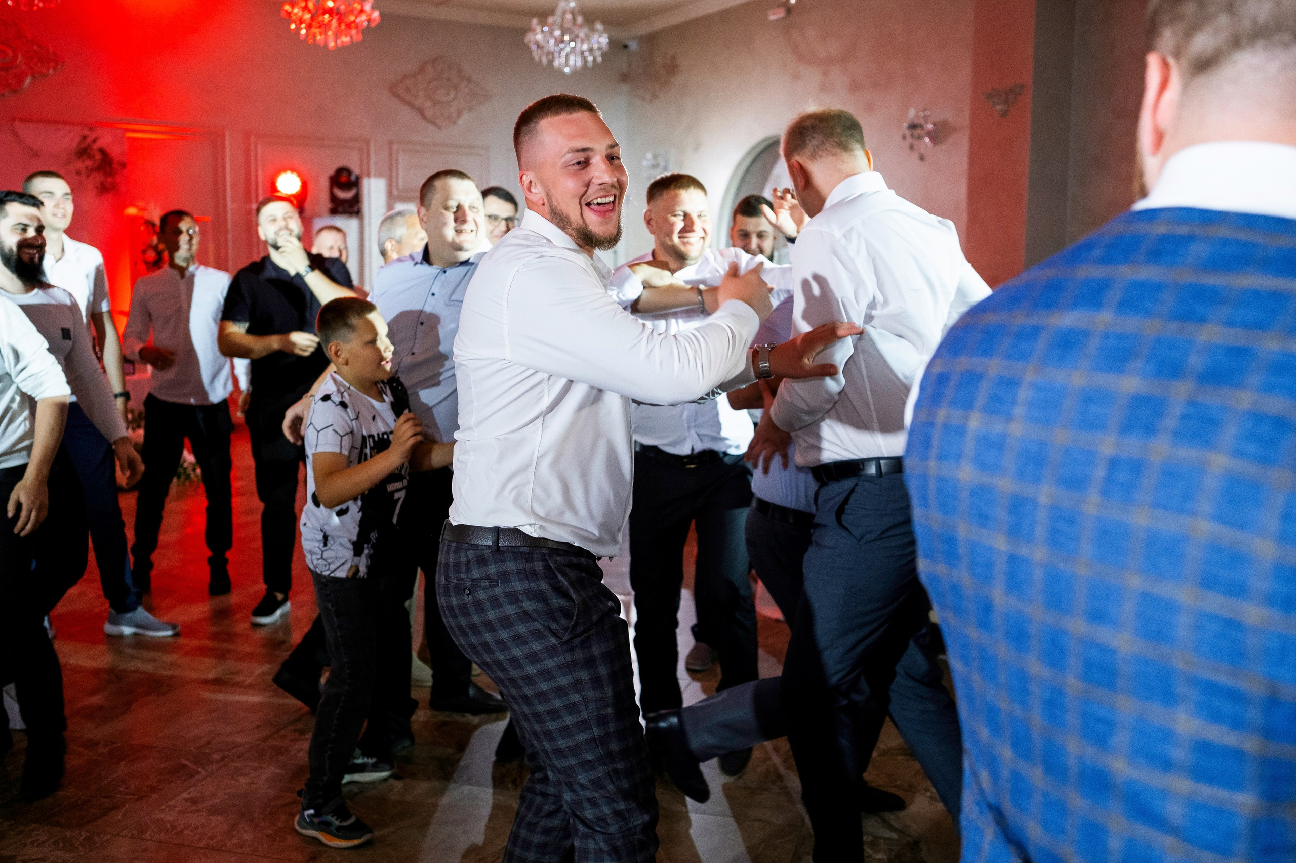 Илья и Мария. Свадебный фотограф | репортаж | праздники | крещение