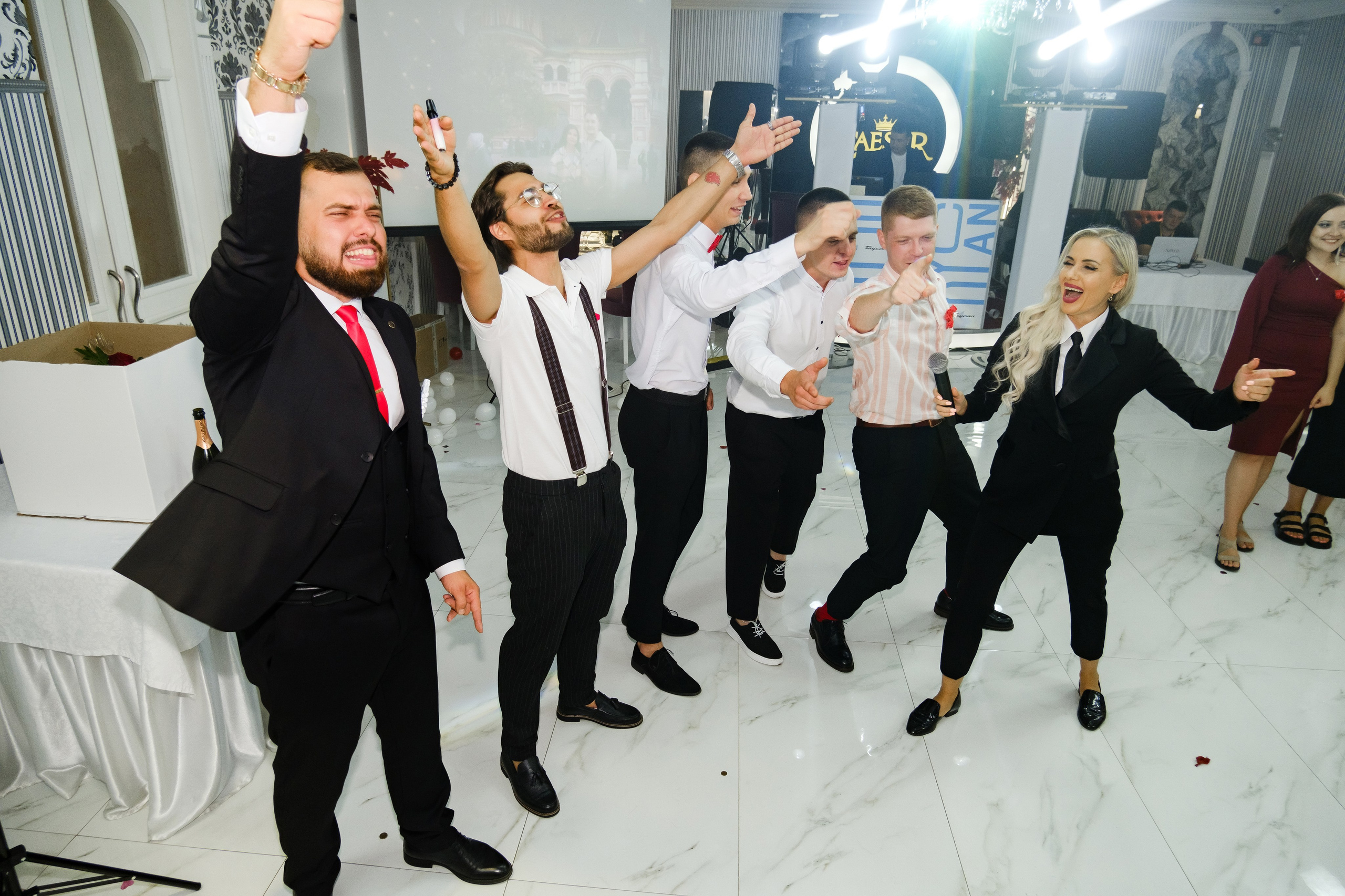 Михаил и Юлия. Свадебный фотограф | репортаж | праздники | крещение