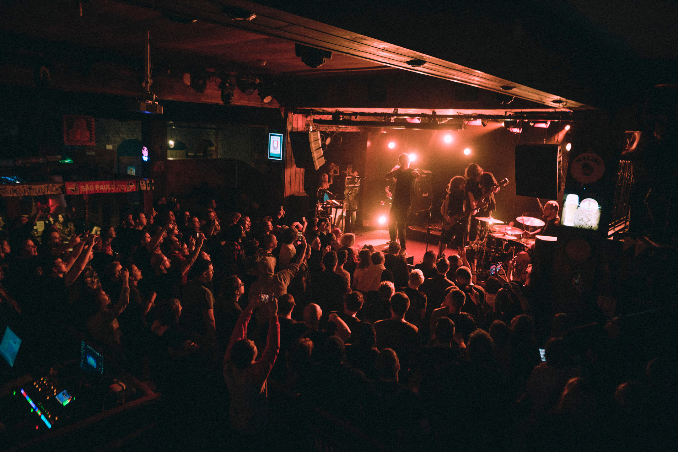 Jane Air / Sherwood Pub. Главная