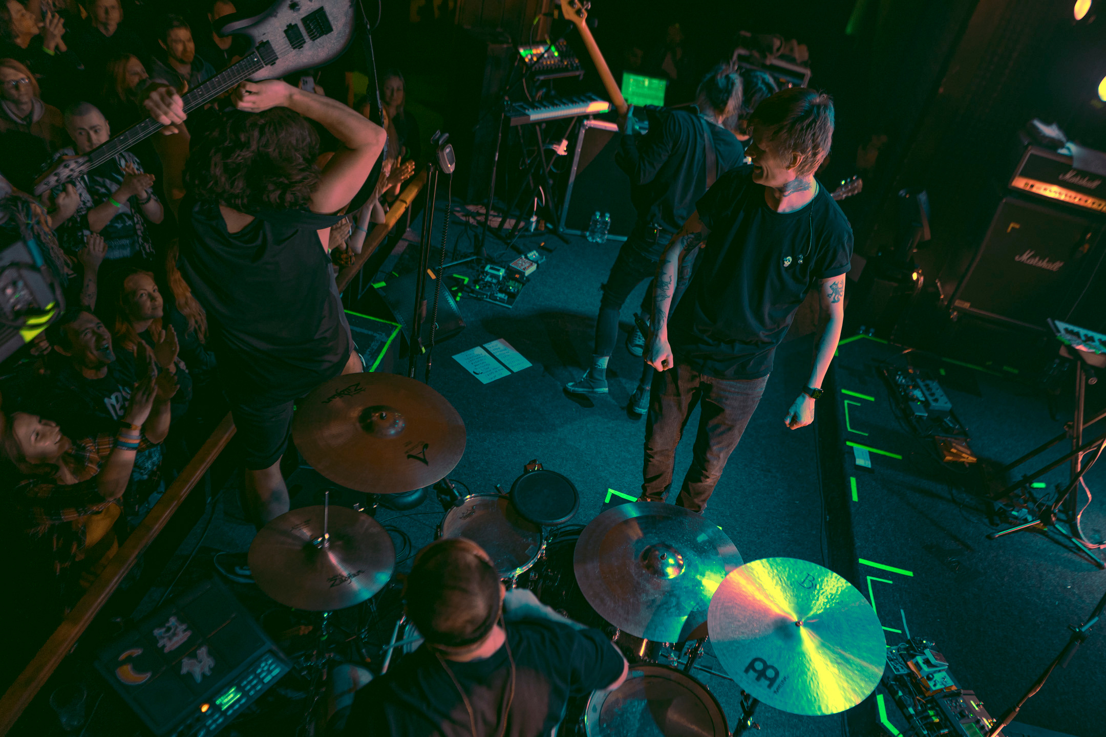 Jane Air / Sherwood Pub. Главная