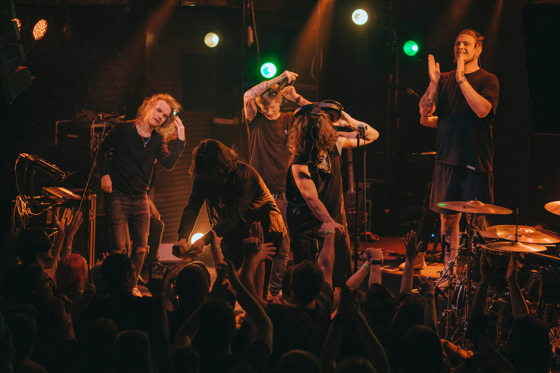 Jane Air / Sherwood Pub. Главная