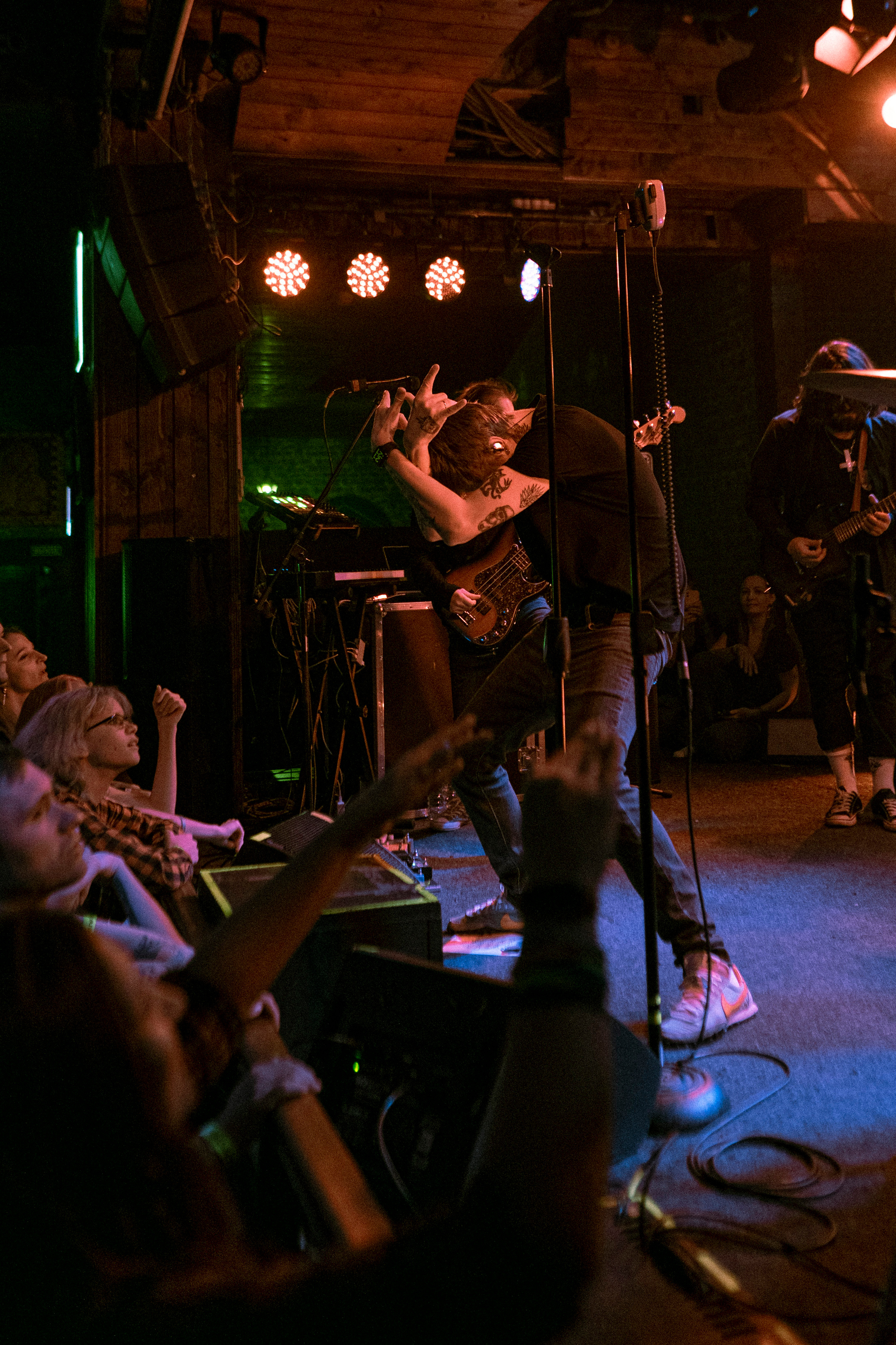 Jane Air / Sherwood Pub. Главная