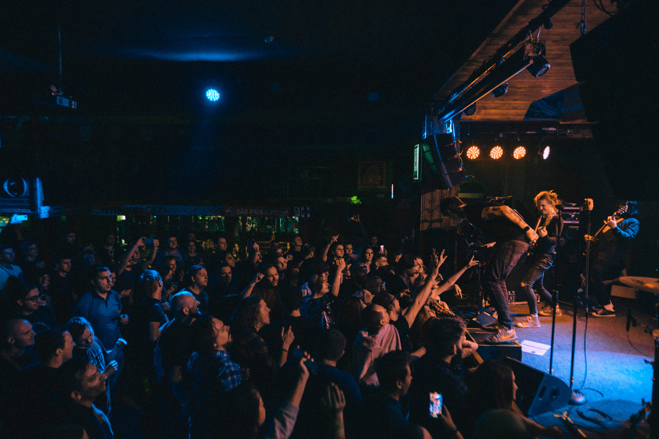 Jane Air / Sherwood Pub. Главная