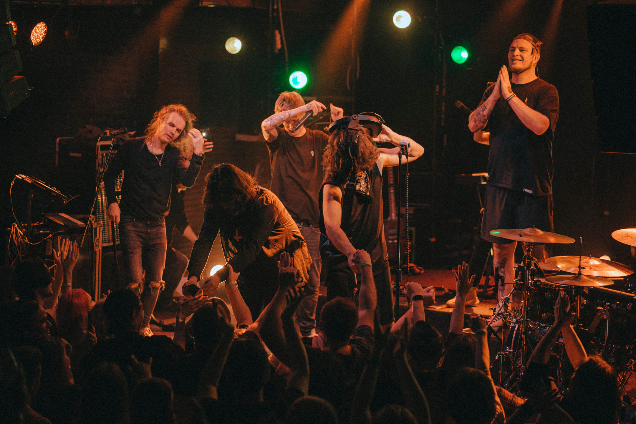 Jane Air / Sherwood Pub. Главная