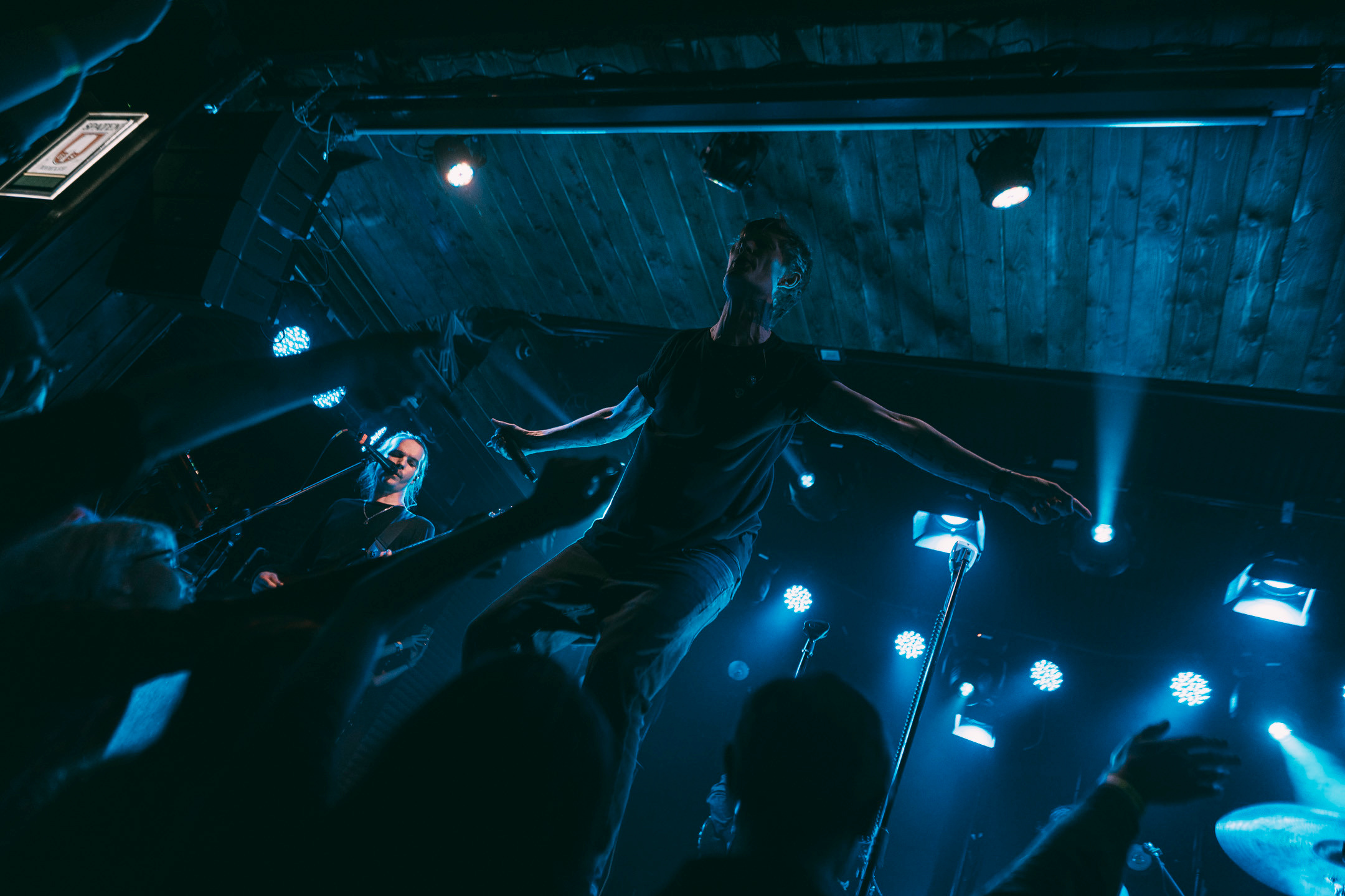 Jane Air / Sherwood Pub. Главная