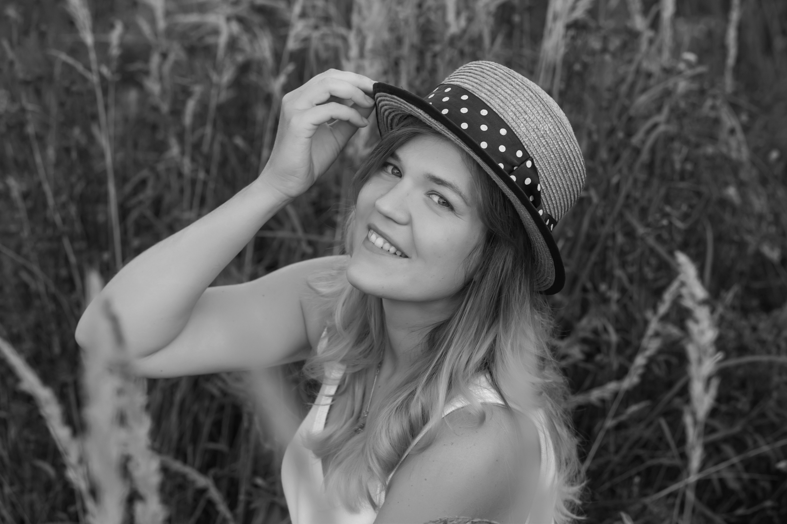 В поле…. Семейный и детский фотограф в Москве и МО — Александра