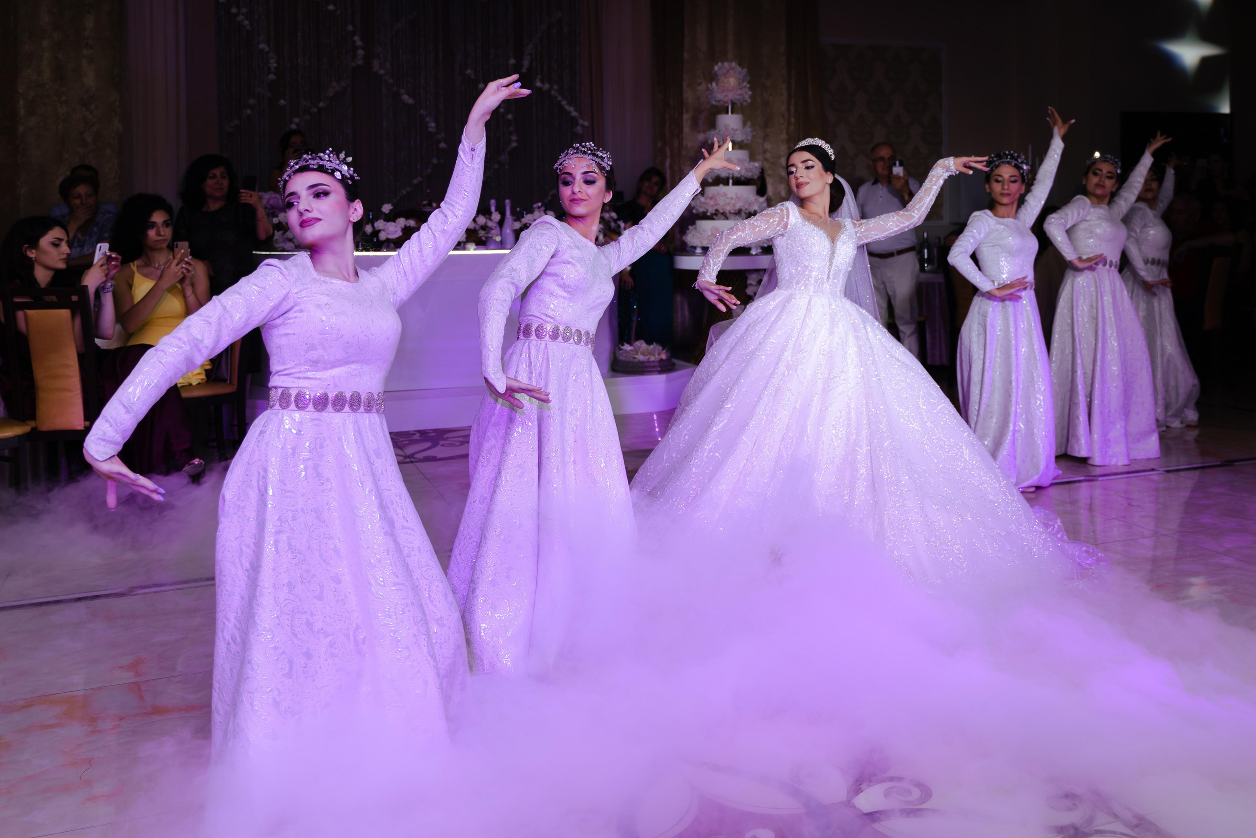 Аргишти и Тамара. Свадебный фотограф Красноярск Вязьминова Мария