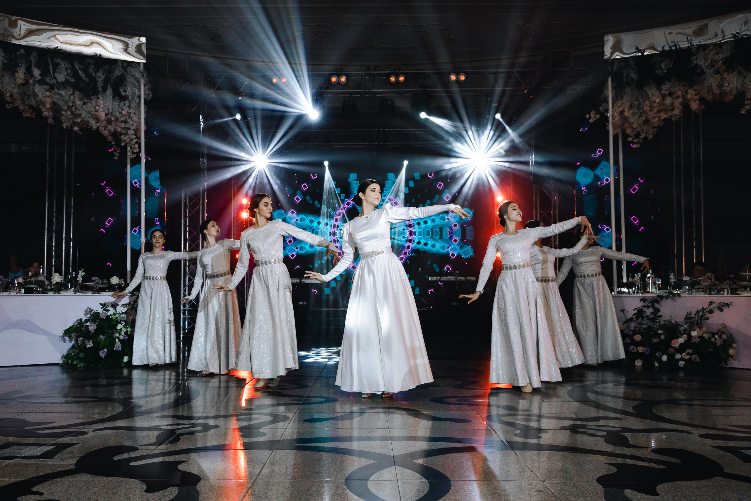 Маис и Мариам. Свадебный фотограф Красноярск Вязьминова Мария