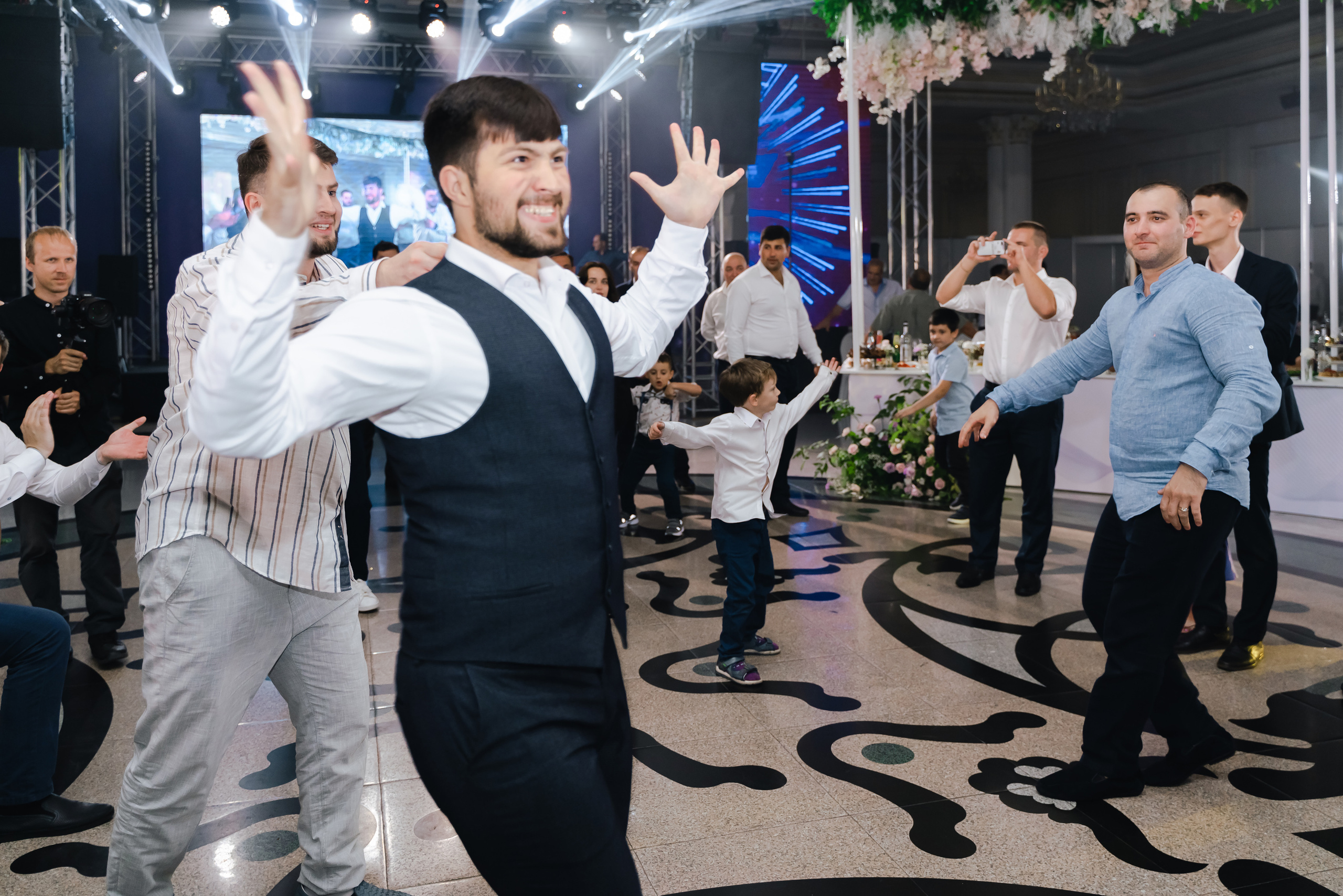 Маис и Мариам. Свадебный фотограф Красноярск Вязьминова Мария