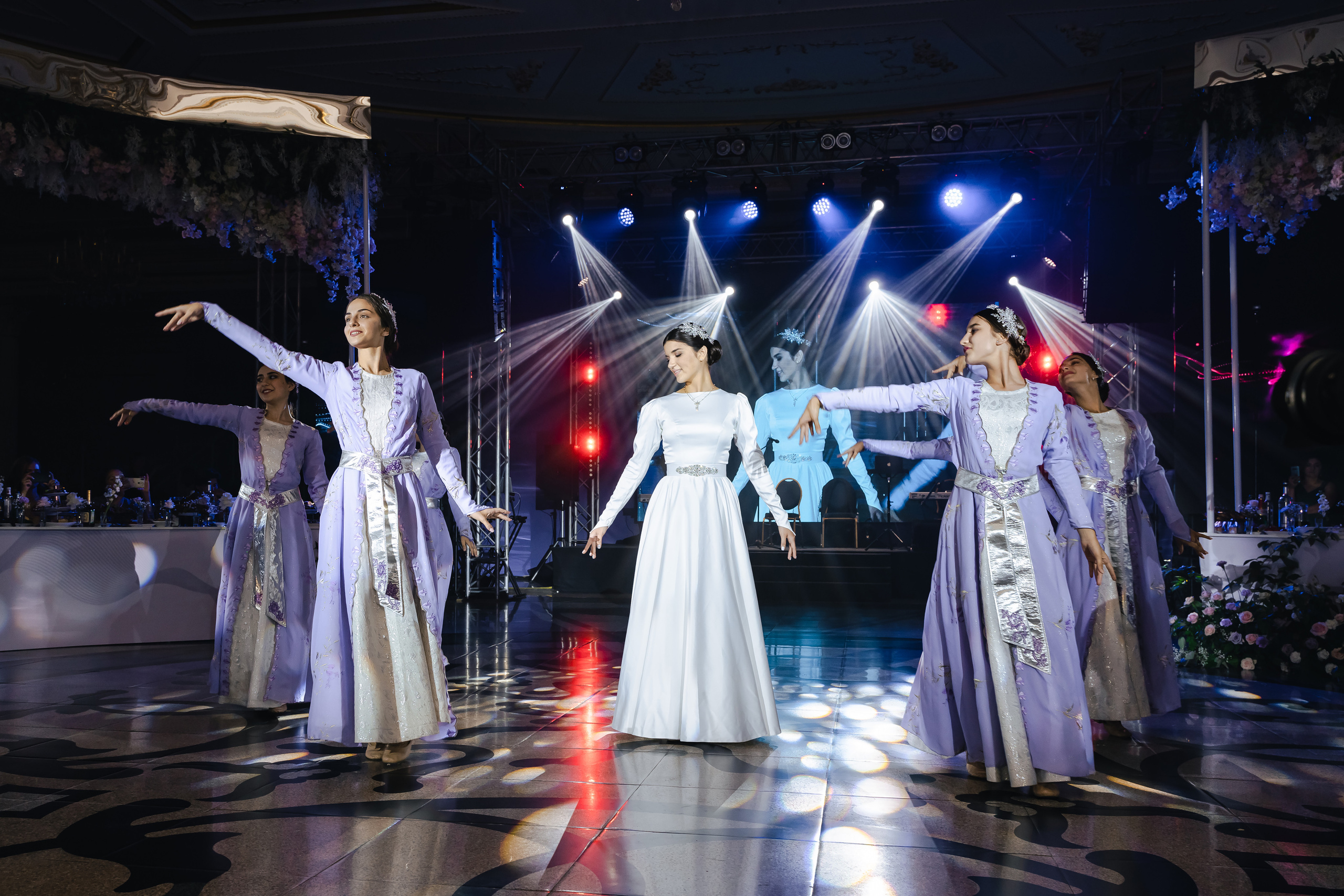 Маис и Мариам. Свадебный фотограф Красноярск Вязьминова Мария