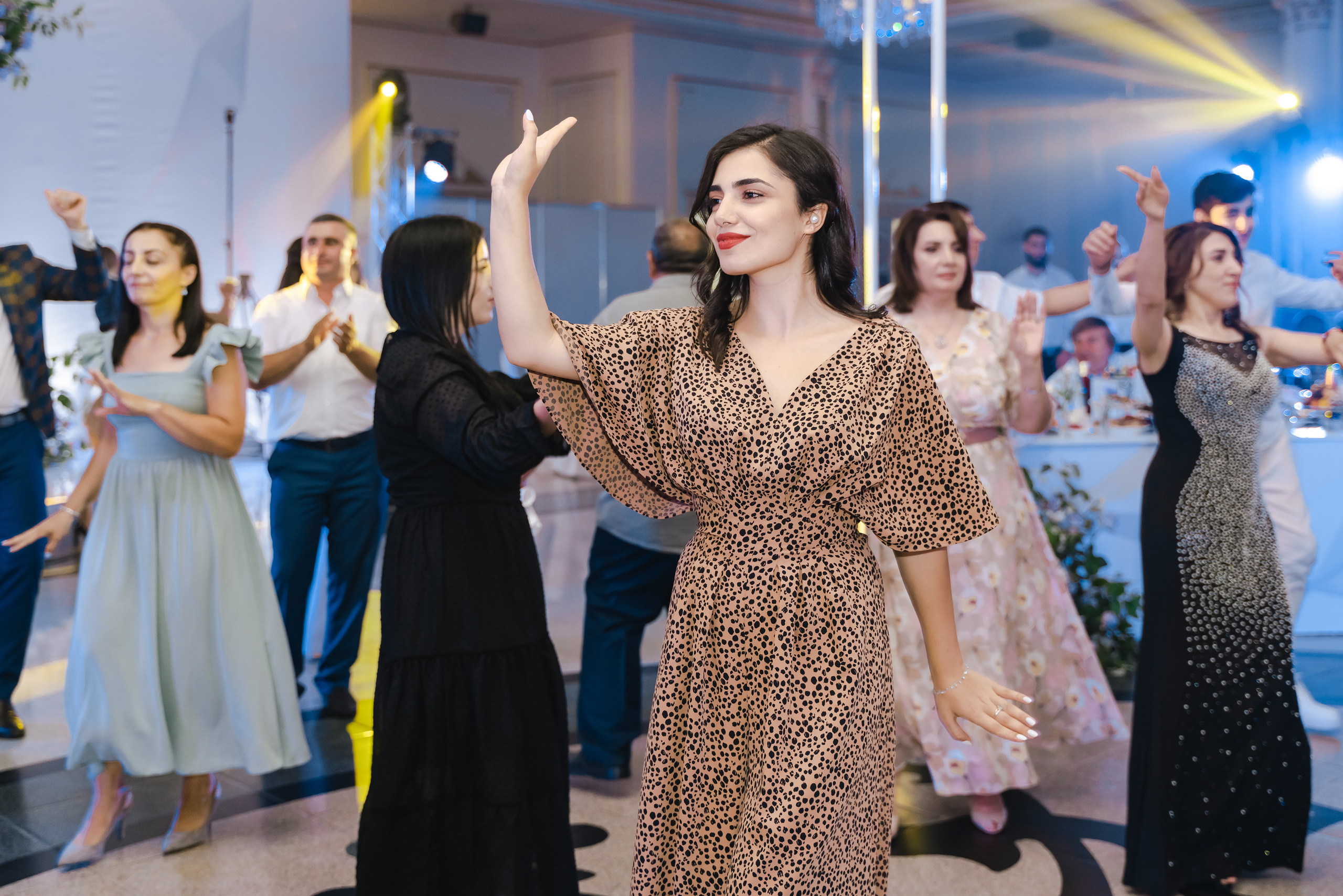 Маис и Мариам. Свадебный фотограф Красноярск Вязьминова Мария