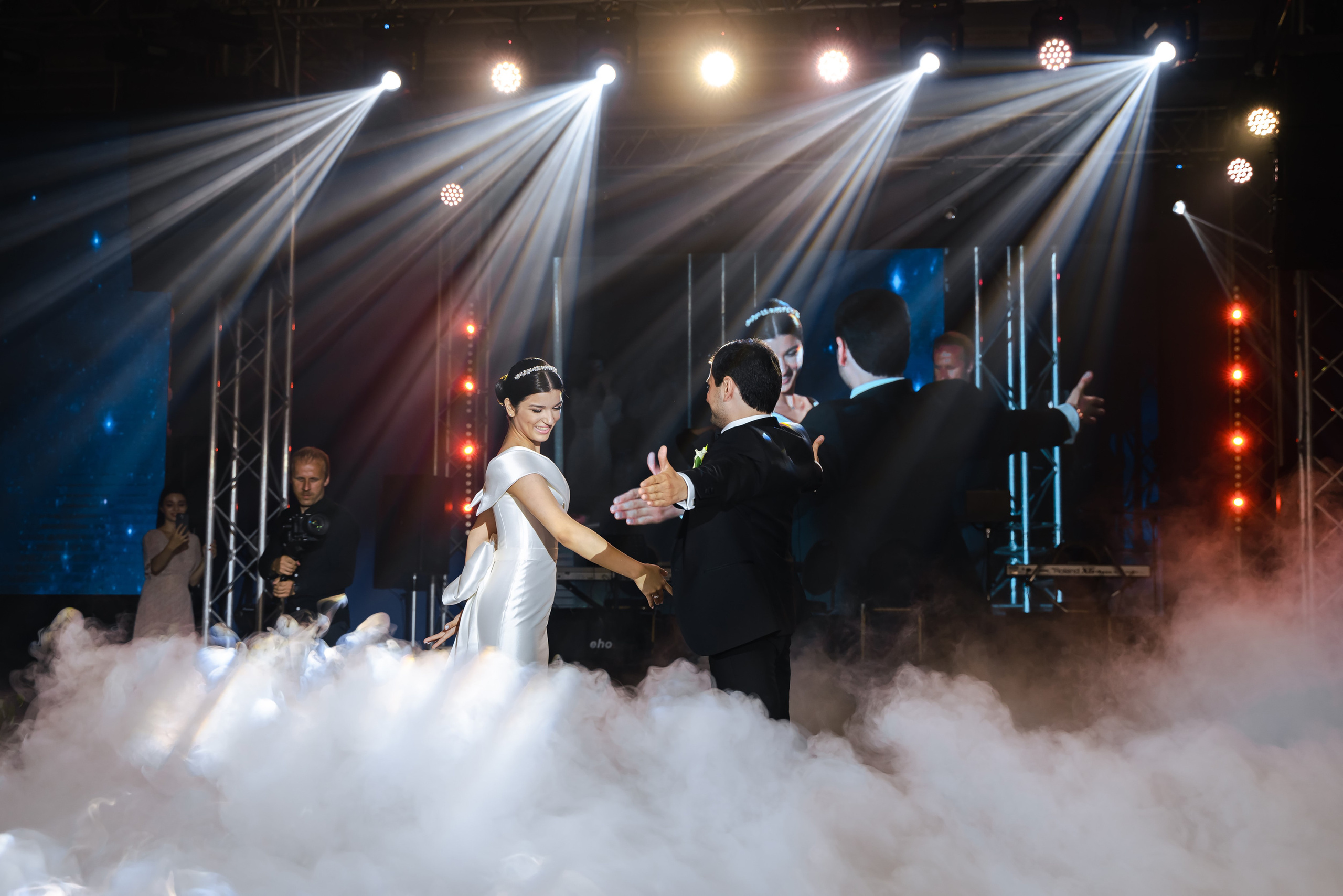 Маис и Мариам. Свадебный фотограф Красноярск Вязьминова Мария