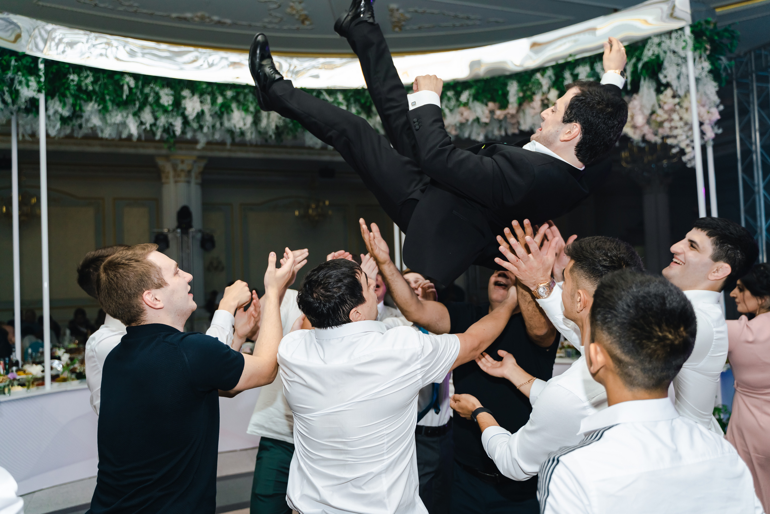 Маис и Мариам. Свадебный фотограф Красноярск Вязьминова Мария