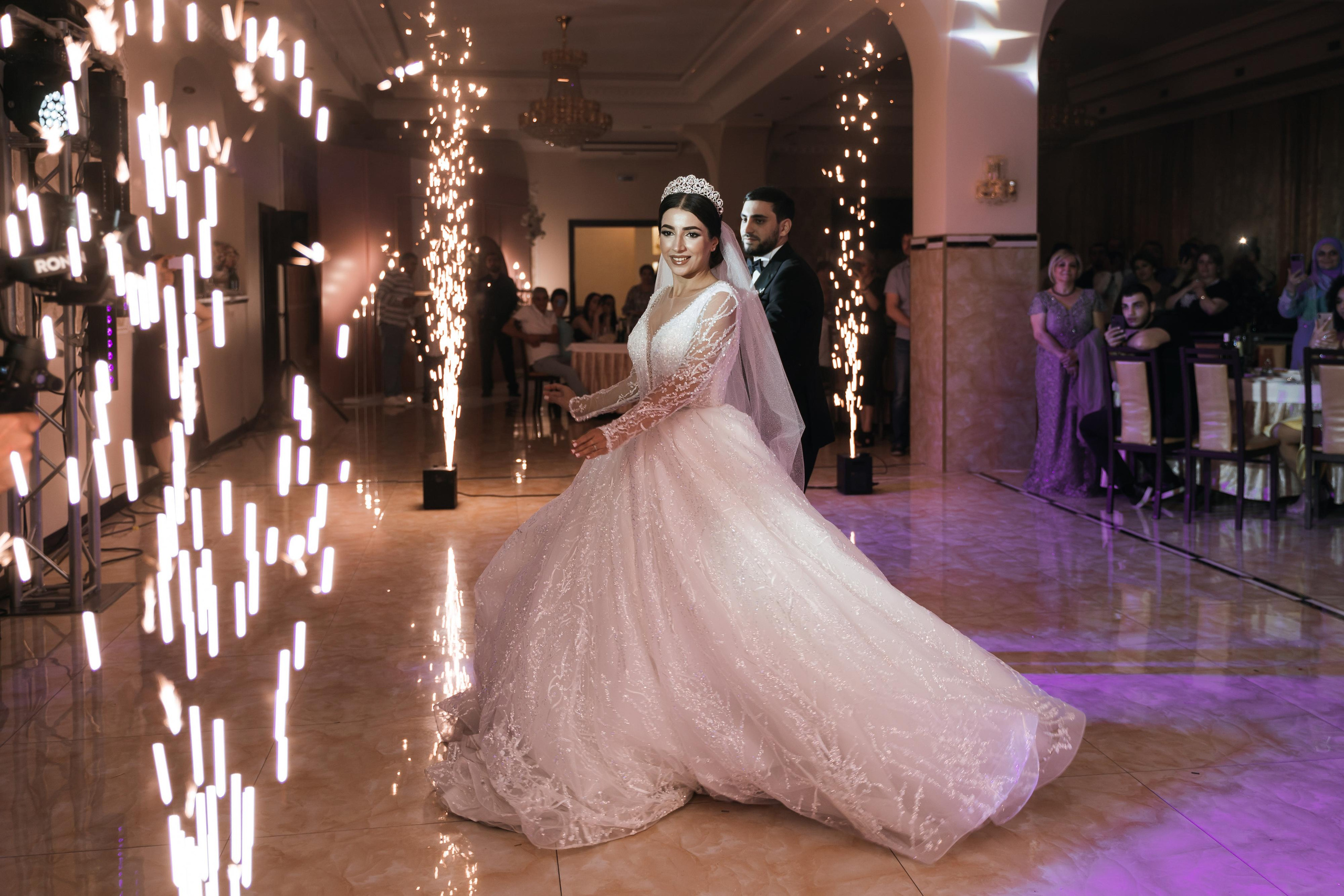 Аргишти и Тамара. Свадебный фотограф Красноярск Вязьминова Мария