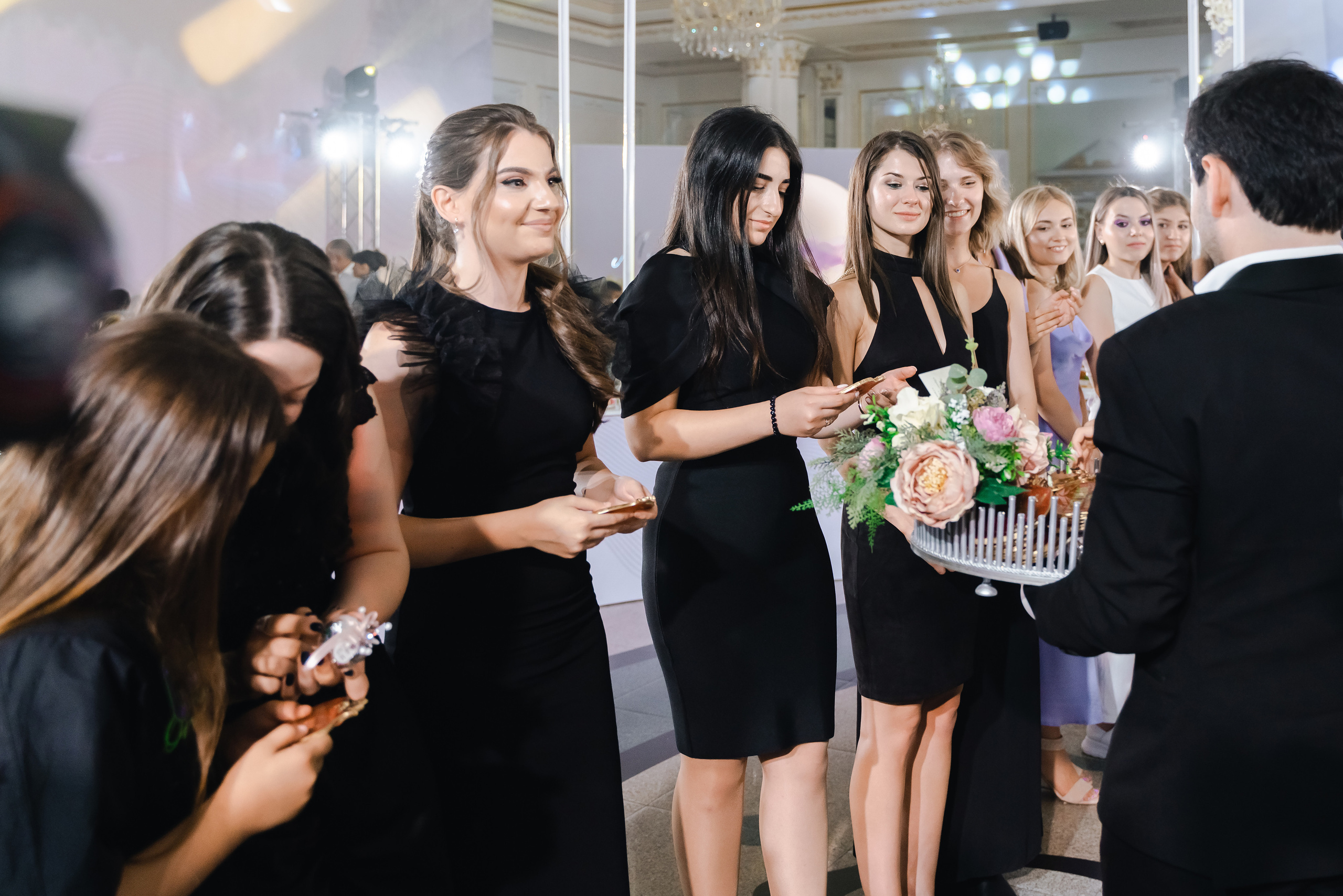 Маис и Мариам. Свадебный фотограф Красноярск Вязьминова Мария