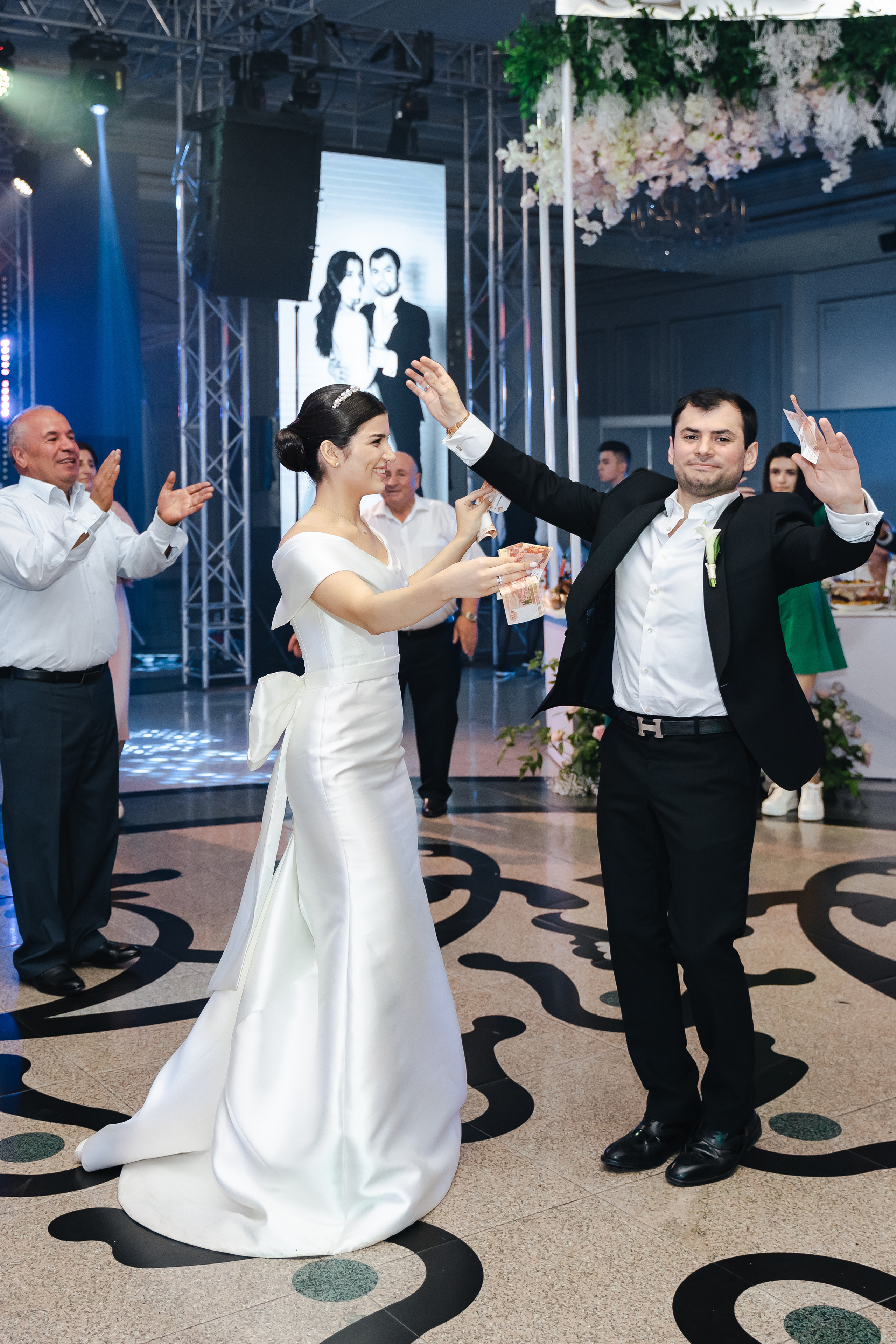 Маис и Мариам. Свадебный фотограф Красноярск Вязьминова Мария