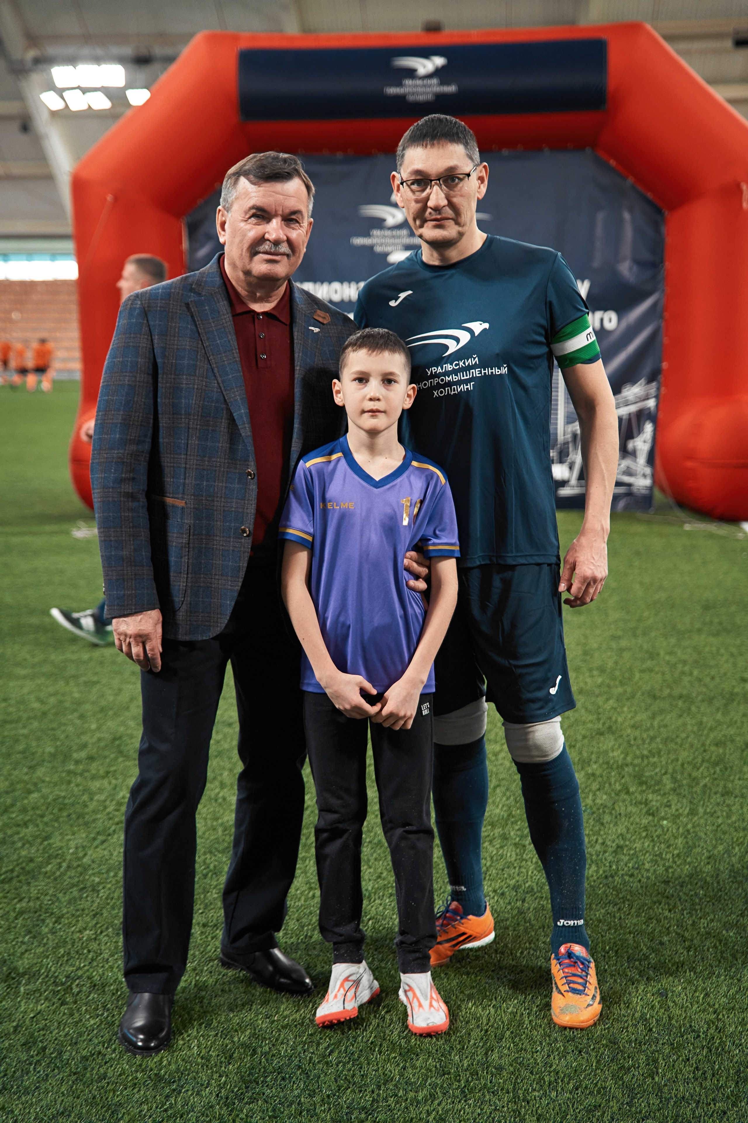 Фотограф на корпоративный футбольный турнир. Контент для бизнеса в Екатеринбурге Полдень Медиа