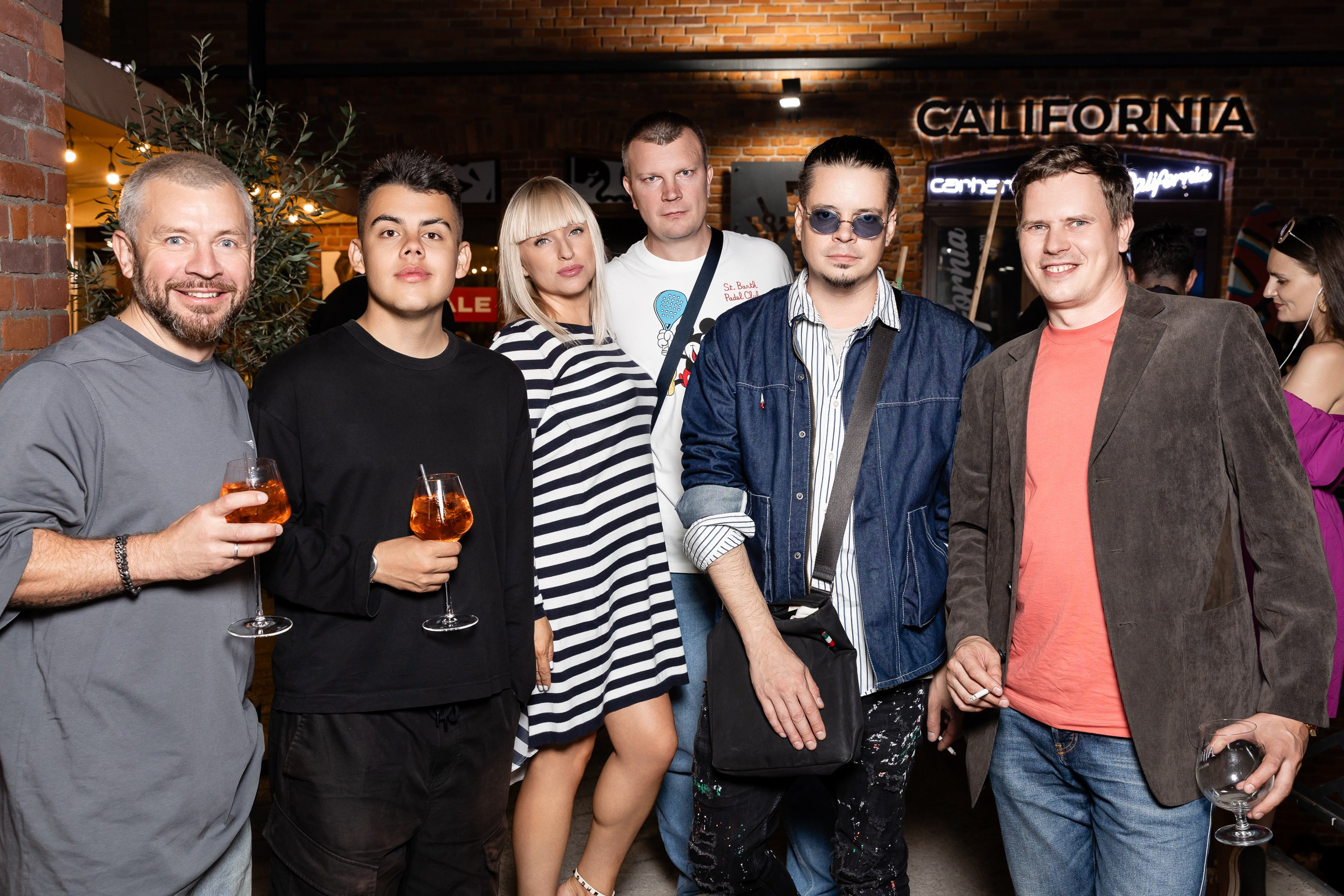 Выставка работ Дениса Шевчука в ресторане Attolini. Фотограф в Санкт-Петербурге — Сергей Петров