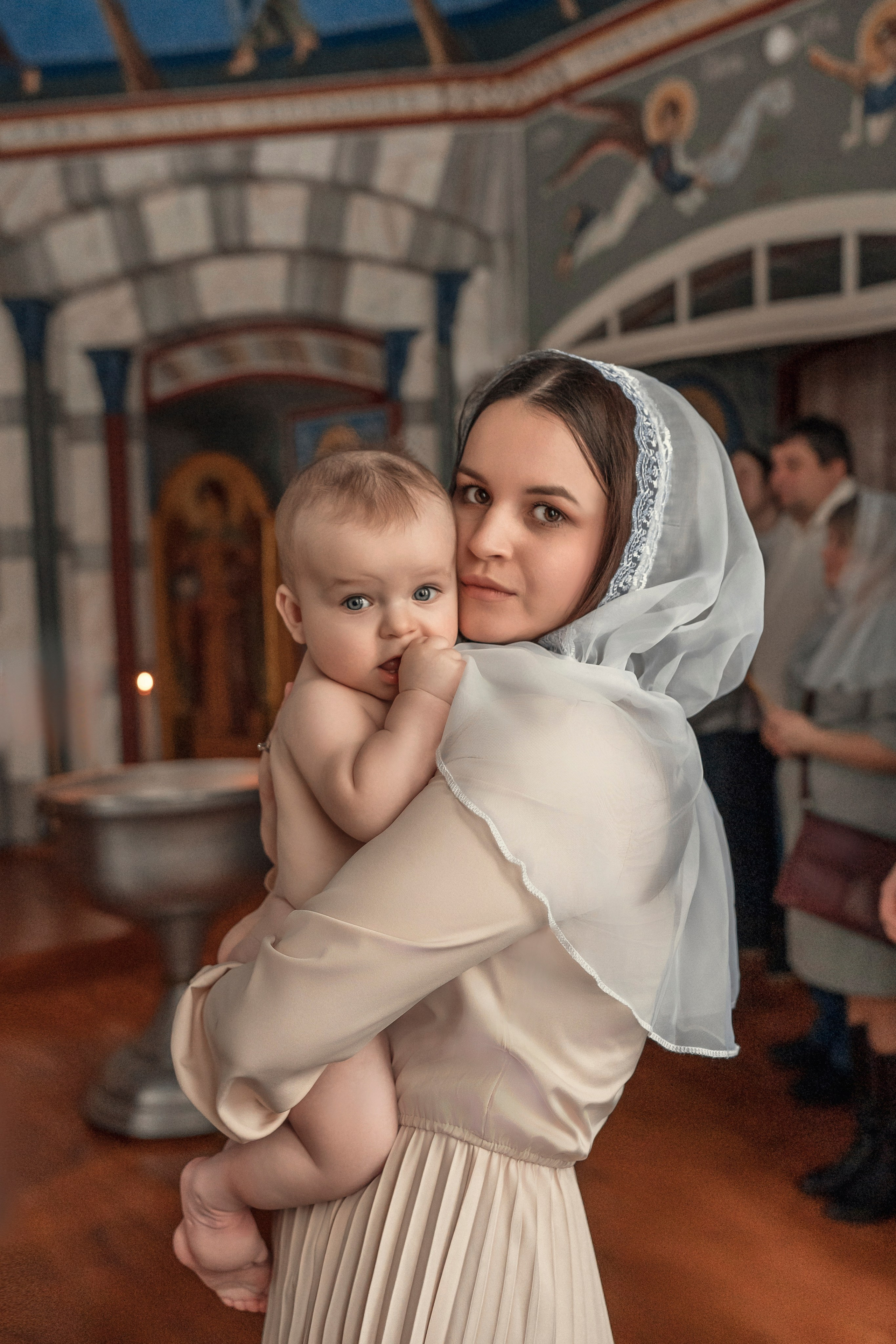 Крещение Демьяна. Успенское. Семейный фотограф и фотограф на таинства в Москве Юлия Калайджян