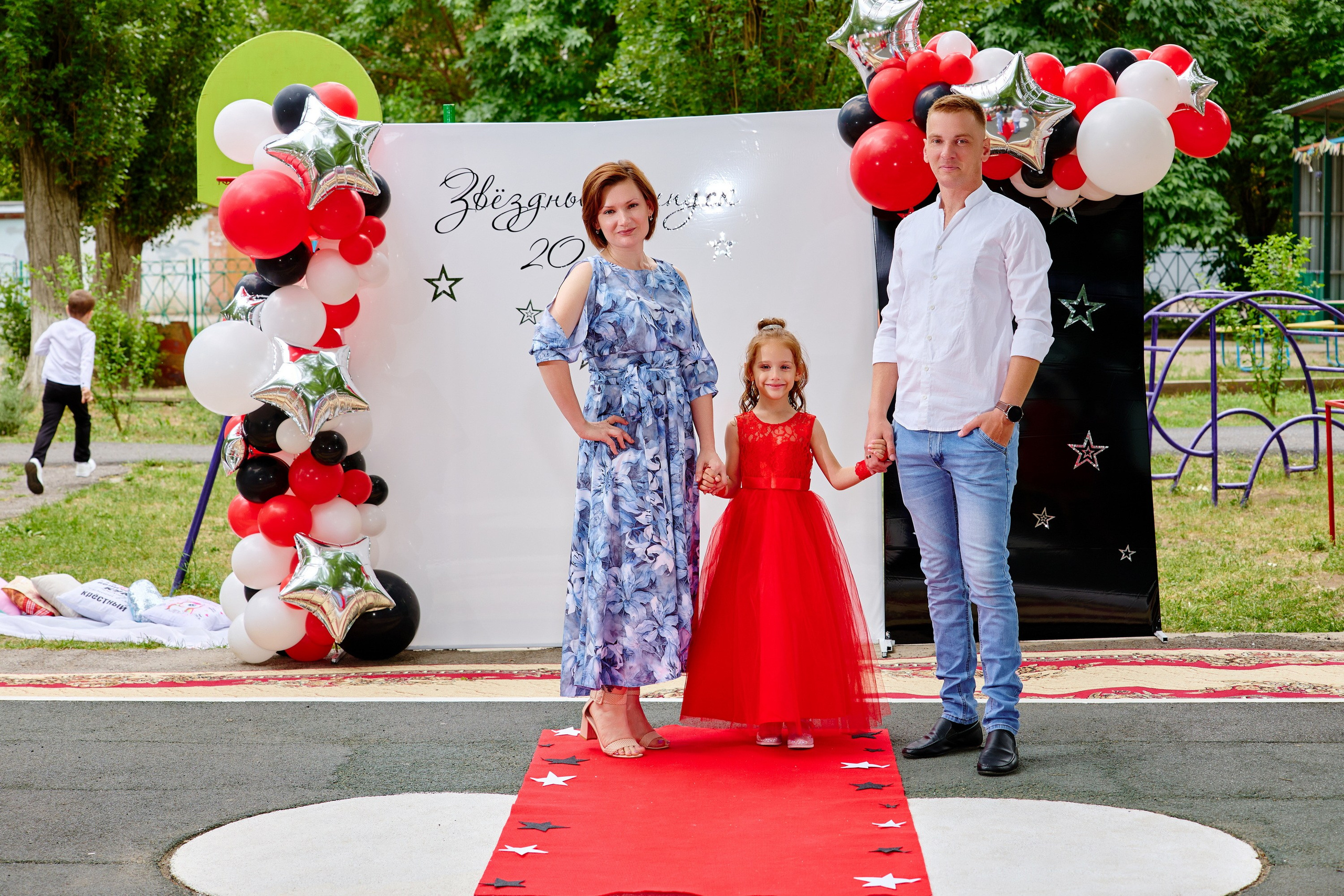 Выпускной 45 сад. Фотограф Выпускные альбомы Таганрог Сергей Коробченко