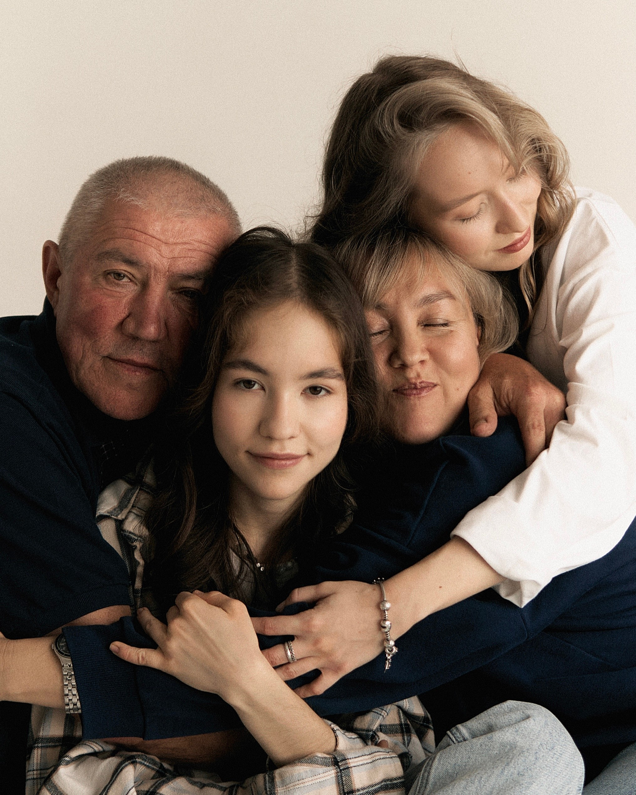 Polina Yaroslava Tatiana Yuriy. Индивидуальная и семейная фотосессия в Чебоксарах Оксана Русакова