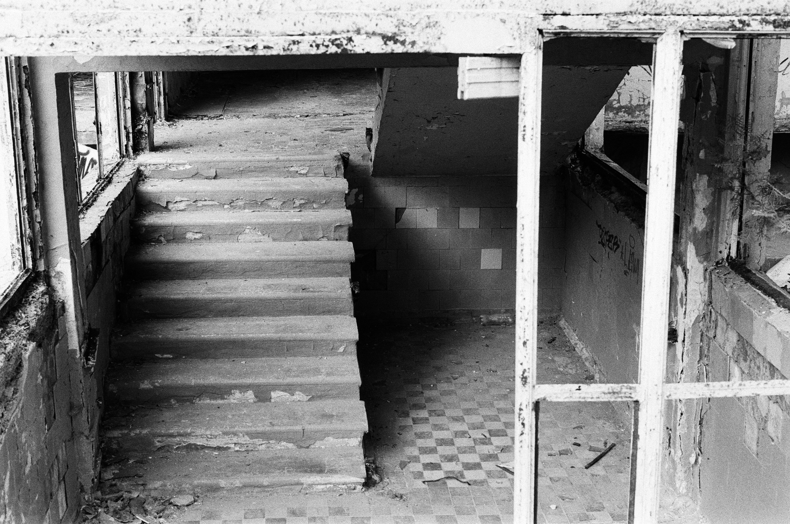 Oblomki chuvstv // ukraine, crimea IV. EVER EXPOSED