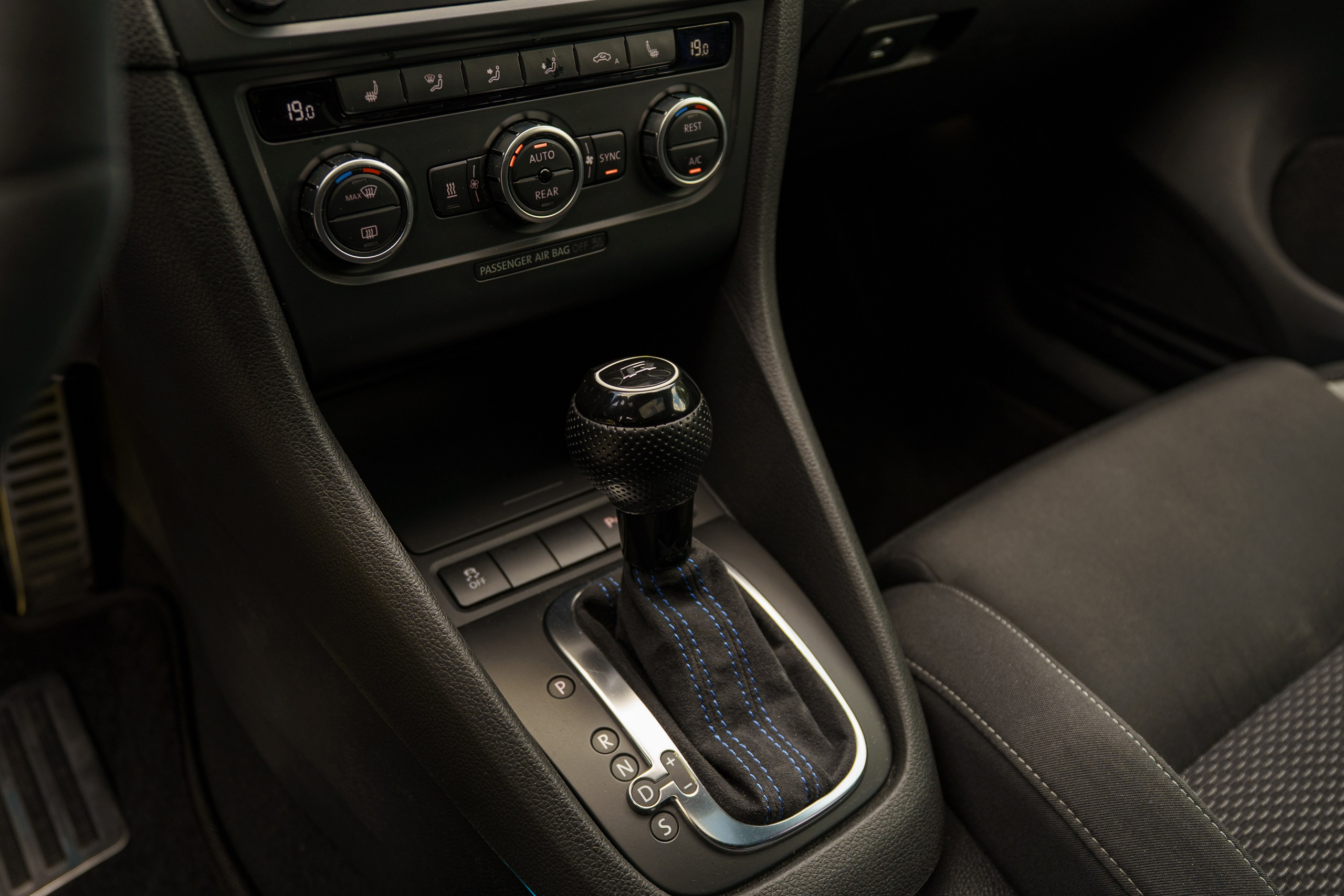 Съёмка автомобилей на продажу. Автомобильный фотограф в Москве | Базилев Александр