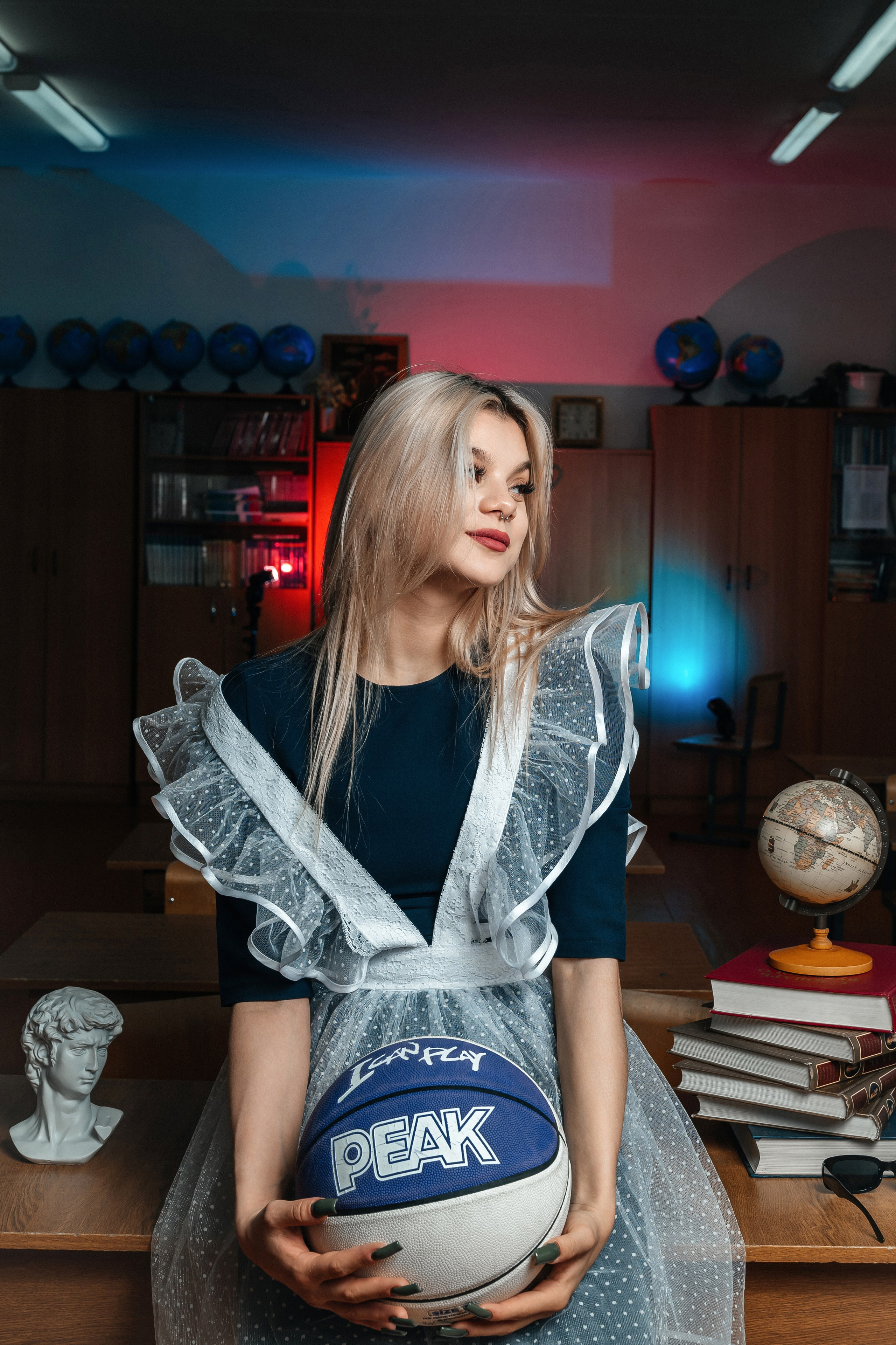 Старшая школа. Фото. Современные выпускные альбомы. Воткинск