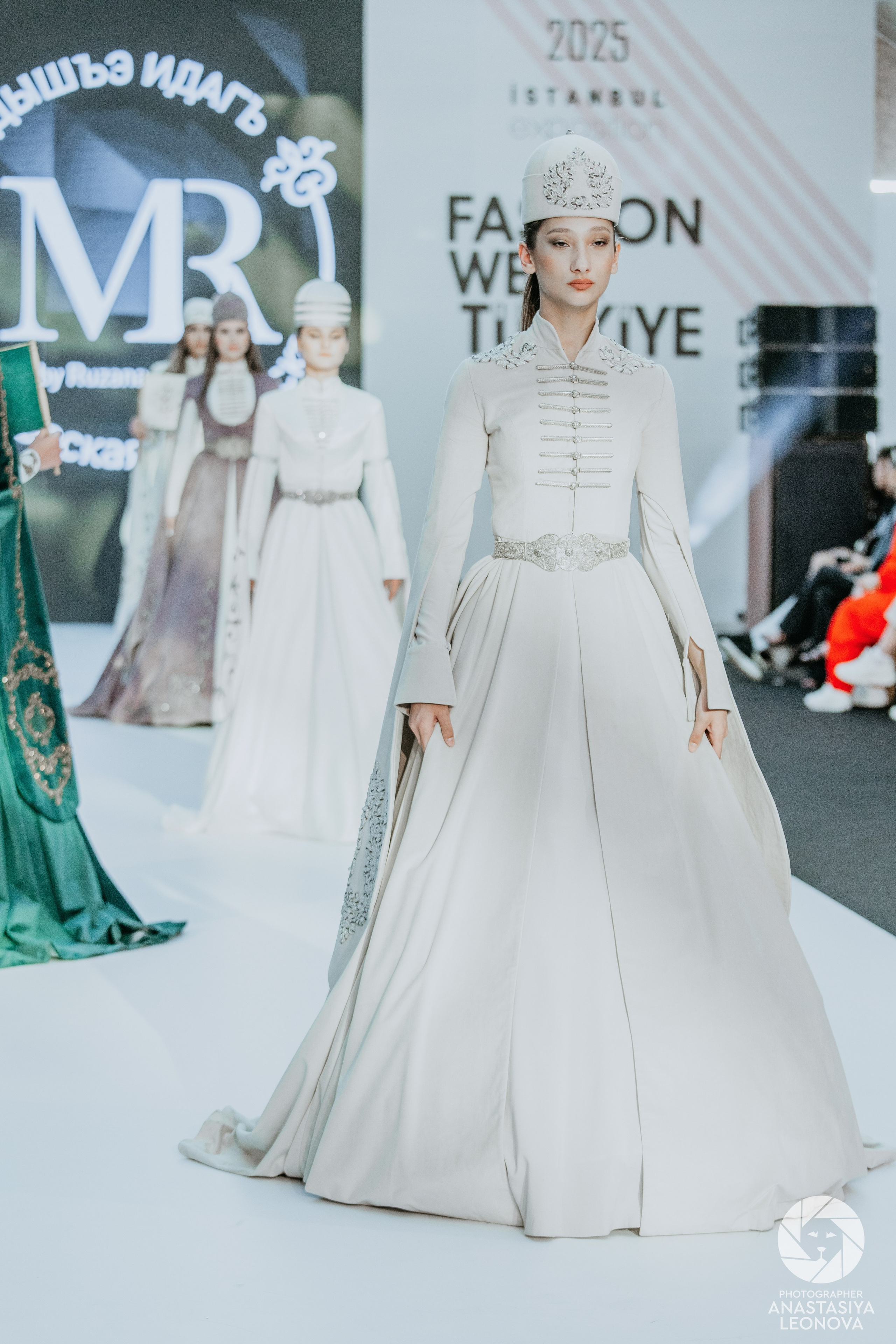 Fashion Week Türkiye [spring, 2025]. Anastasia Leonowa