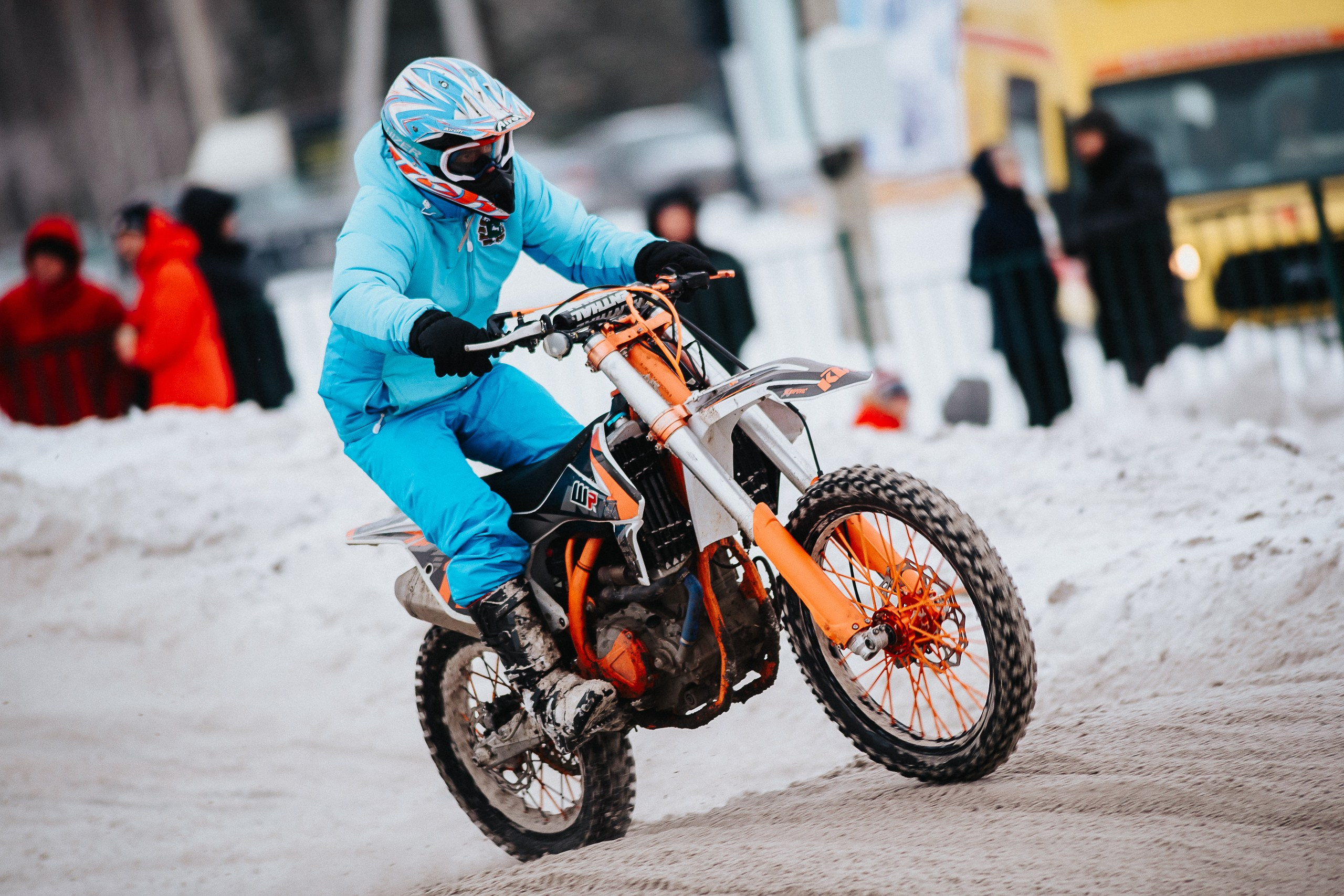 29.12.2024 — Праздничная тренировка на мотоциклетной трассе Люскус. Репортажный фотограф в Кемерово