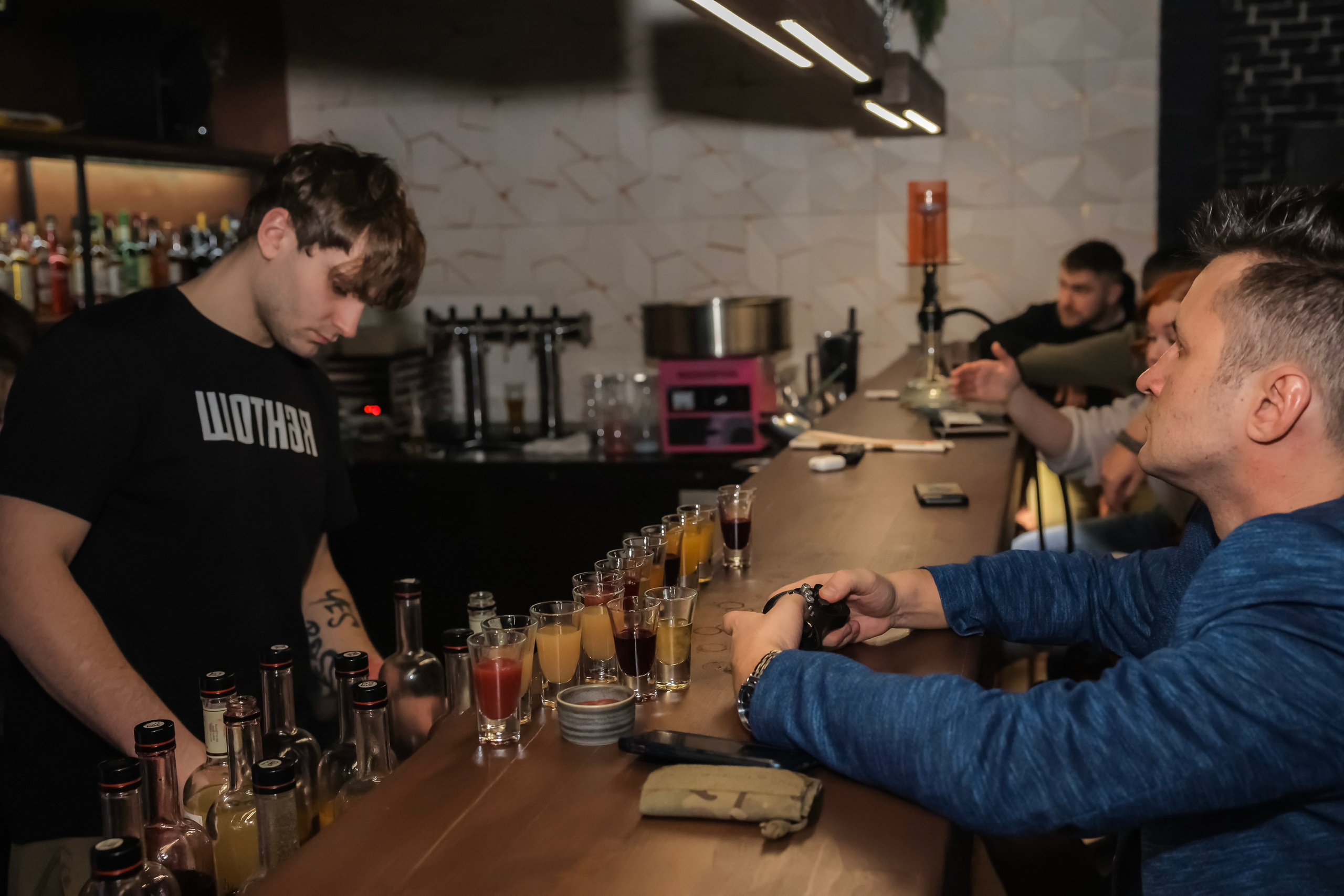 Открытие ШОТНОЙ. ШОТНАЯ бар вдохновения в Магадане