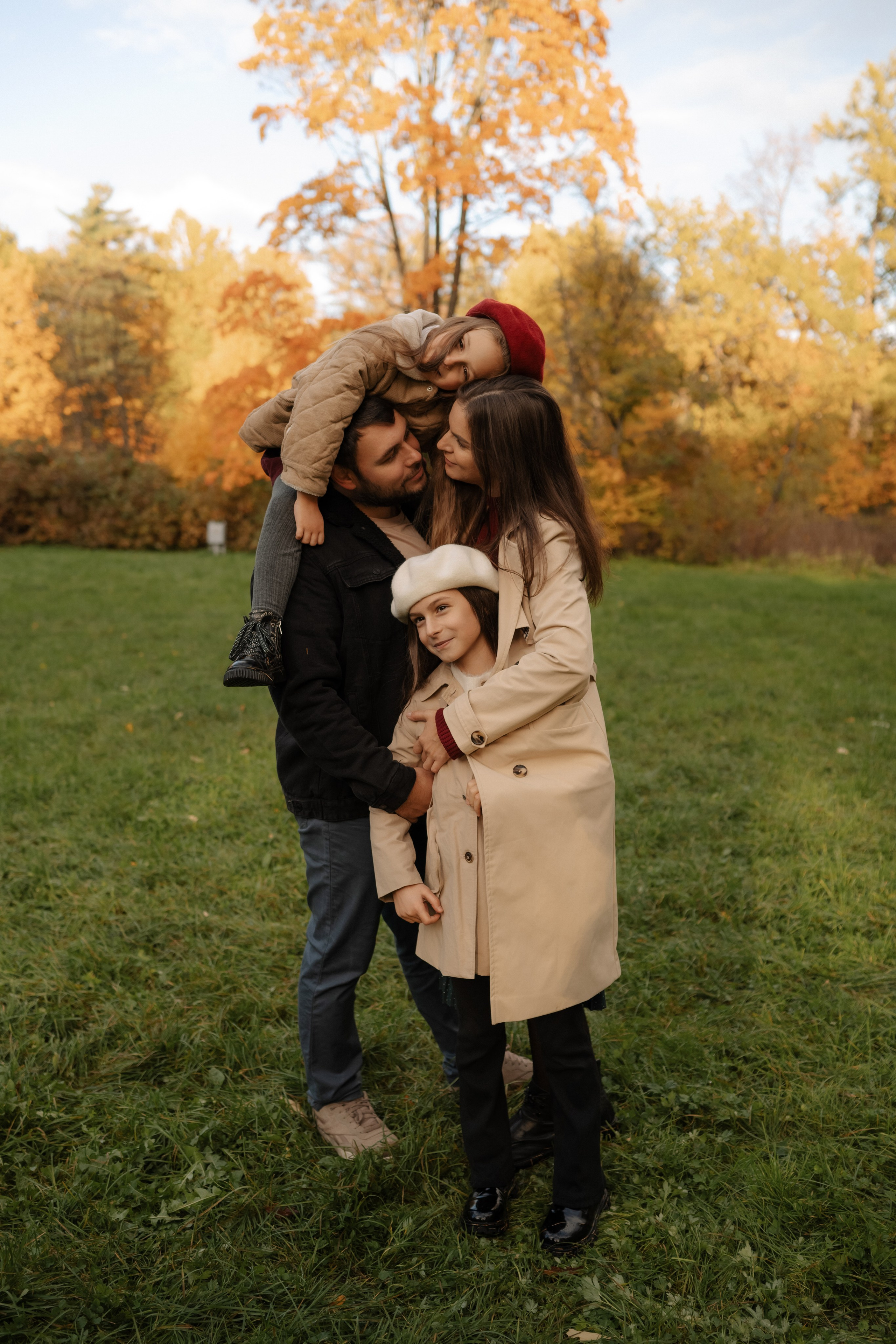 Надя, Женя, Николь и Даша. Дьяконова Валерия семейный и детский фотограф в Санкт-Петербурге
