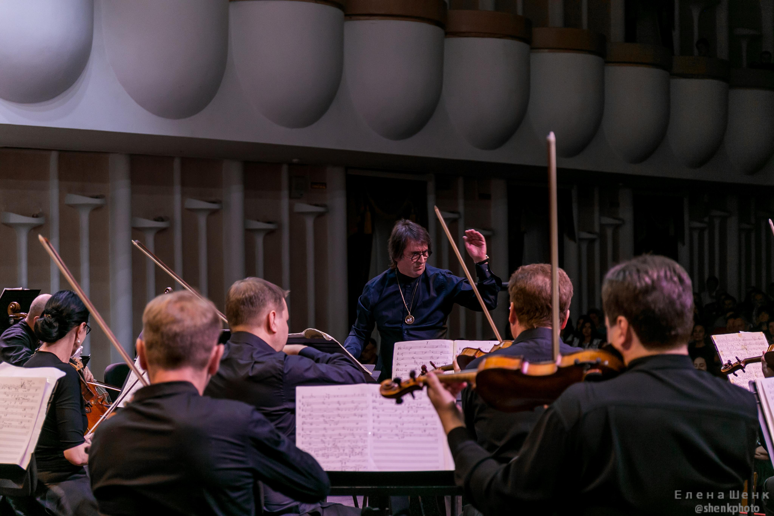 Михаил Пореченков. Филармония. Стихи Маяковского. Фотограф Таинства Крещения в Москве и Ростове-на- Дону Елена Шенк