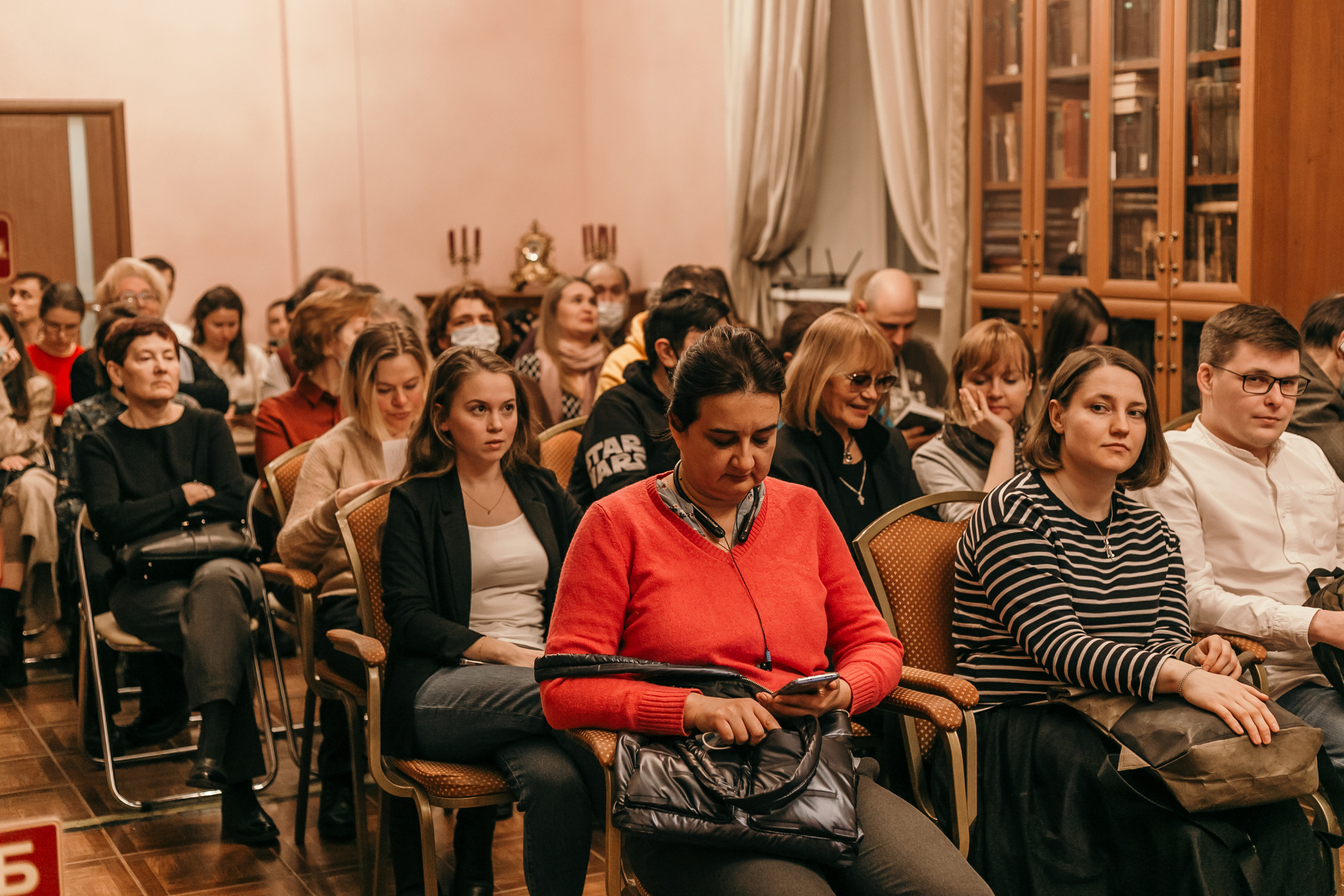 Катерина Шпица. Встреча с читателями. Фотограф Таинства Крещения в Москве и Ростове-на- Дону Елена Шенк