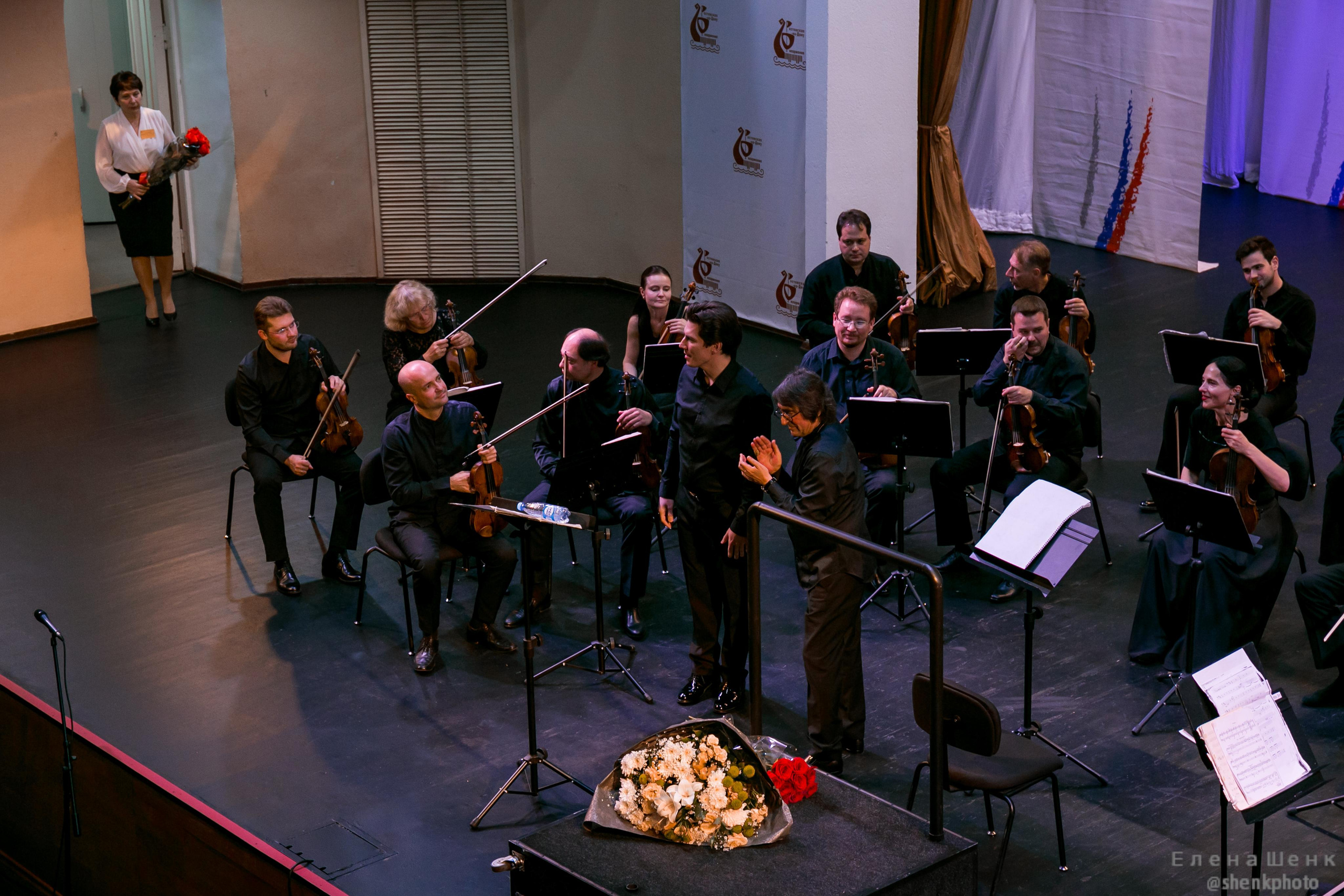 Михаил Пореченков. Филармония. Стихи Маяковского. Фотограф Таинства Крещения в Москве и Ростове-на- Дону Елена Шенк