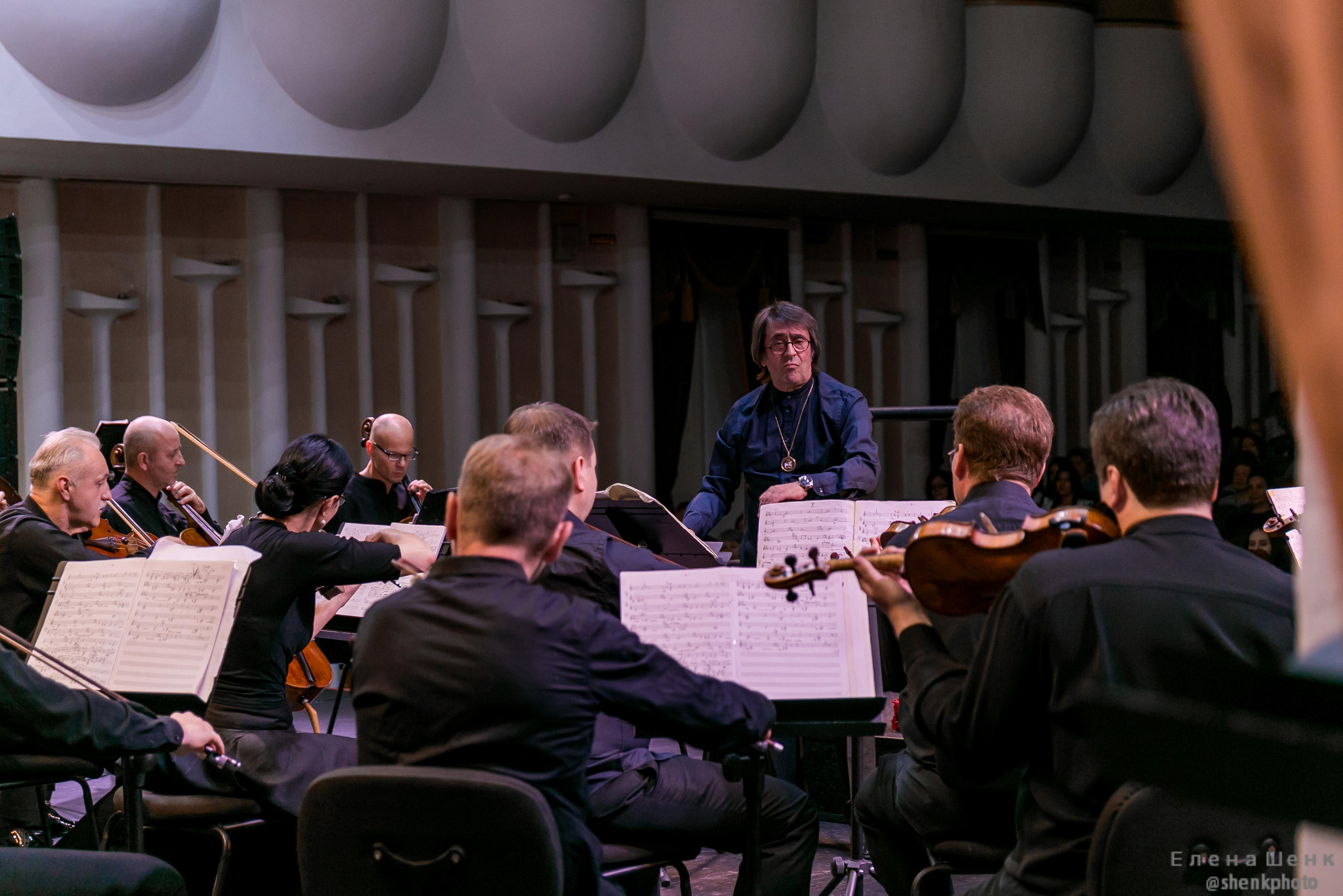 Михаил Пореченков. Филармония. Стихи Маяковского. Фотограф Таинства Крещения в Москве и Ростове-на- Дону Елена Шенк