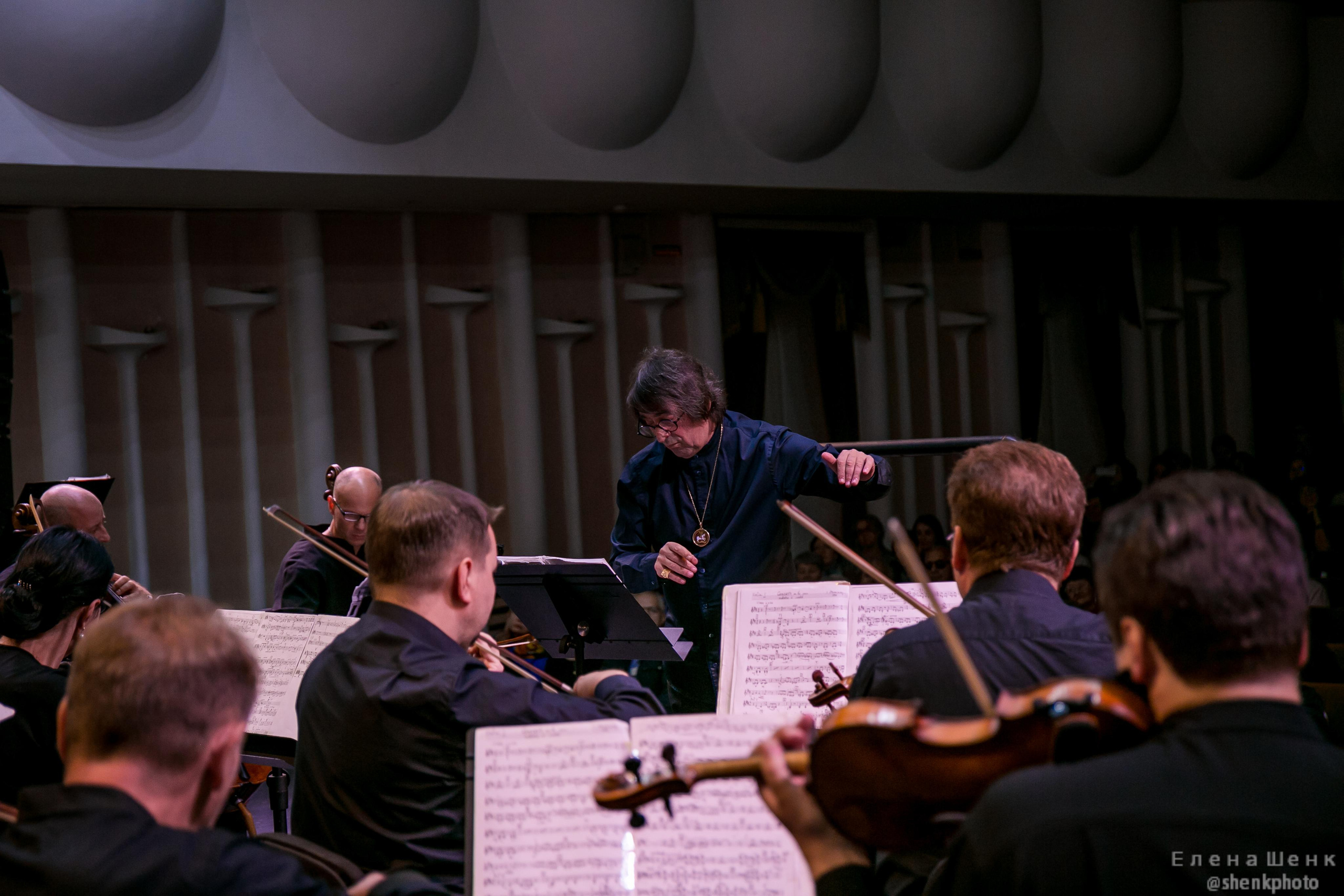 Михаил Пореченков. Филармония. Стихи Маяковского. Фотограф Таинства Крещения в Москве и Ростове-на- Дону Елена Шенк
