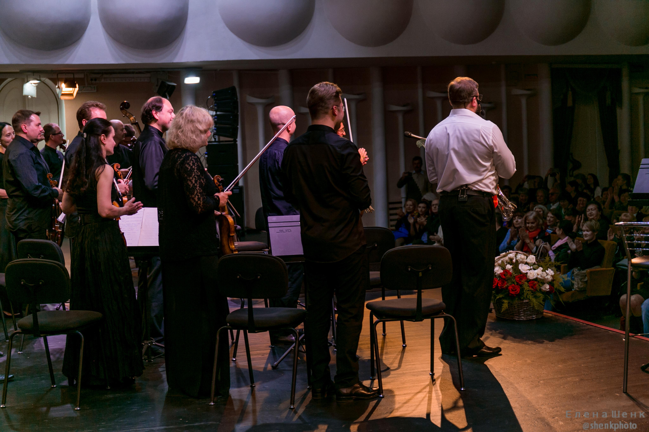 Михаил Пореченков. Филармония. Стихи Маяковского. Фотограф Таинства Крещения в Москве и Ростове-на- Дону Елена Шенк