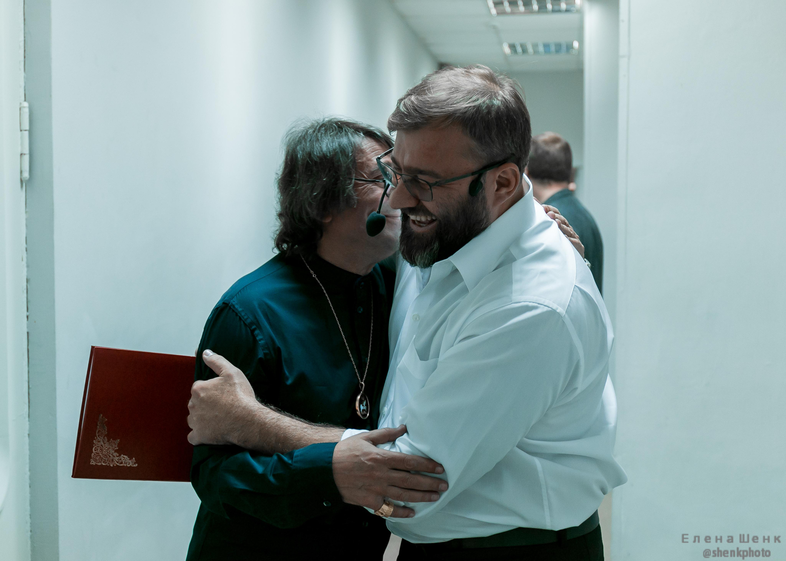 Михаил Пореченков. Филармония. Стихи Маяковского. Фотограф Таинства Крещения в Москве и Ростове-на- Дону Елена Шенк