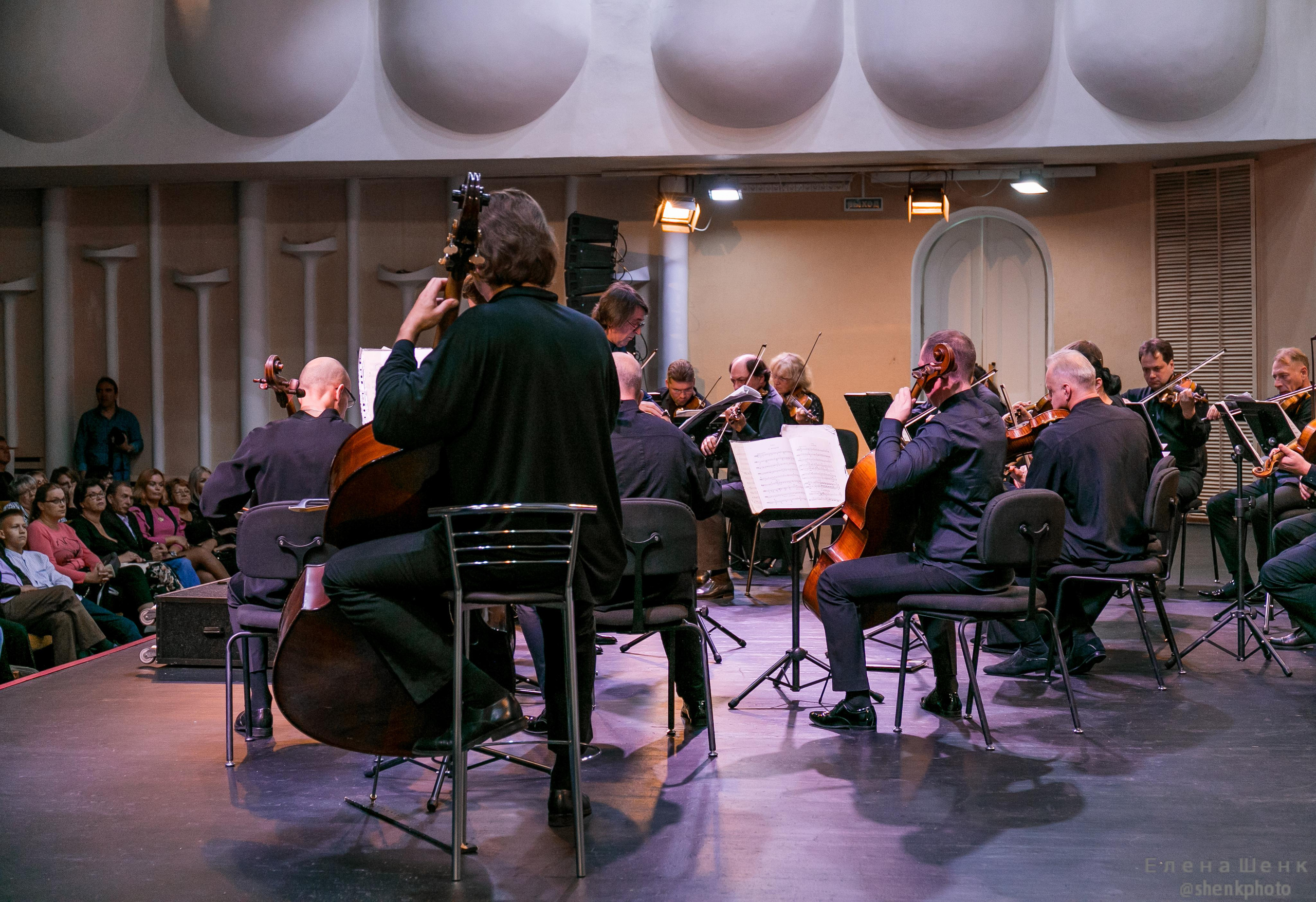 Михаил Пореченков. Филармония. Стихи Маяковского. Фотограф Таинства Крещения в Москве и Ростове-на- Дону Елена Шенк