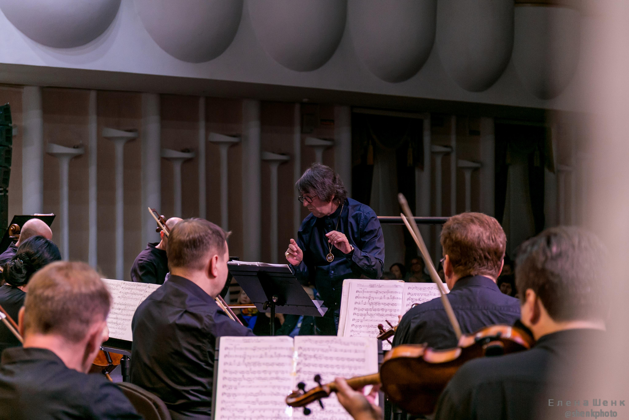 Михаил Пореченков. Филармония. Стихи Маяковского. Фотограф Таинства Крещения в Москве и Ростове-на- Дону Елена Шенк