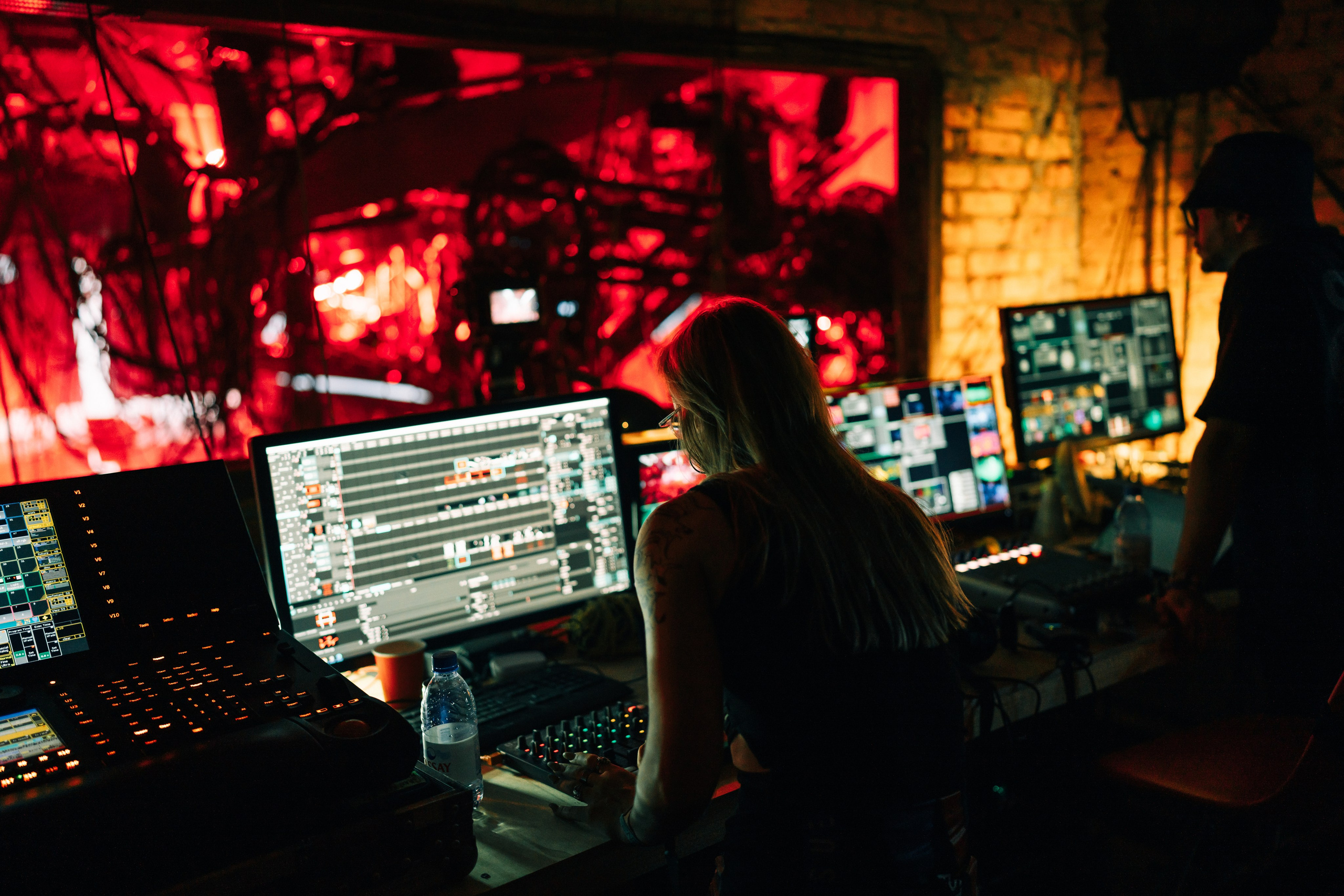 Outline 2024. @tomrus: Рустам Шагиморданов — фотограф